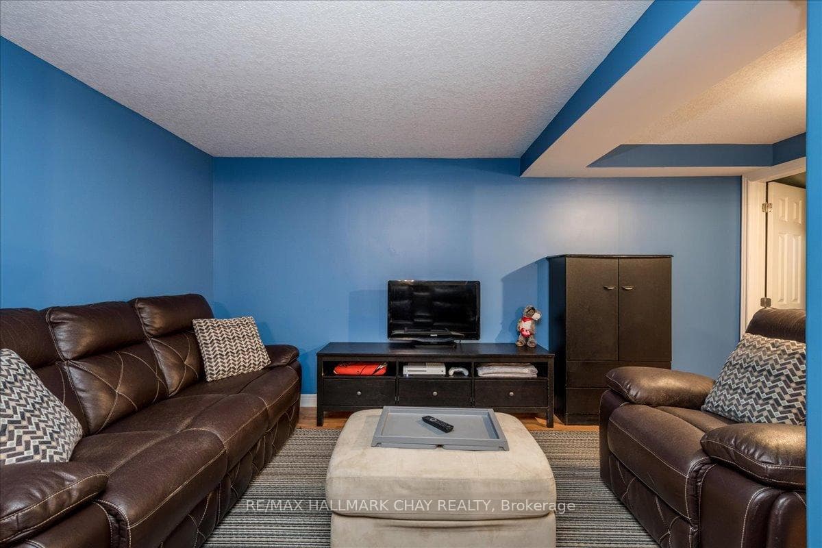 54 O'SHAUGHNESSY Crescent photo 14