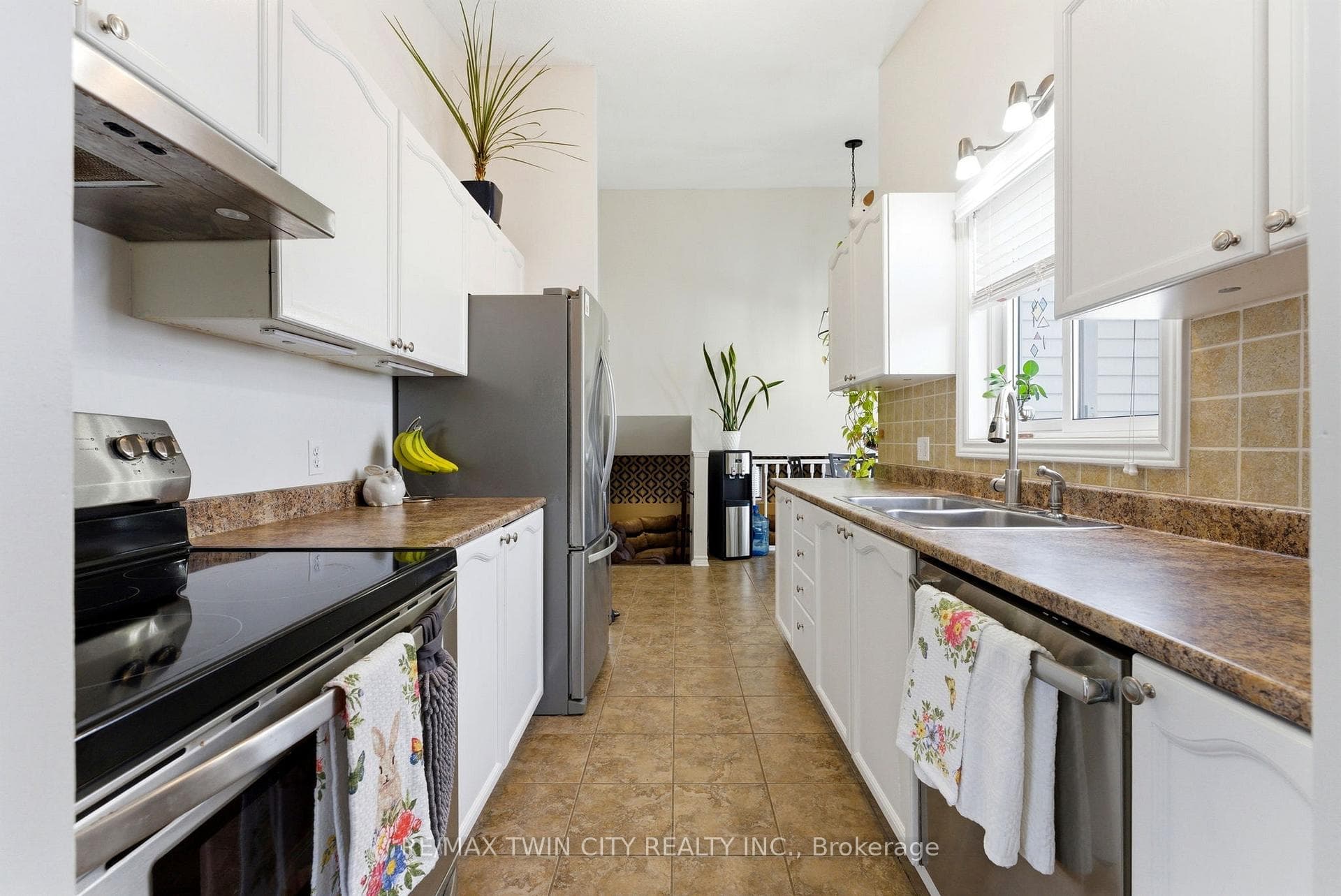 Good counter top space and vaulted ceilings.