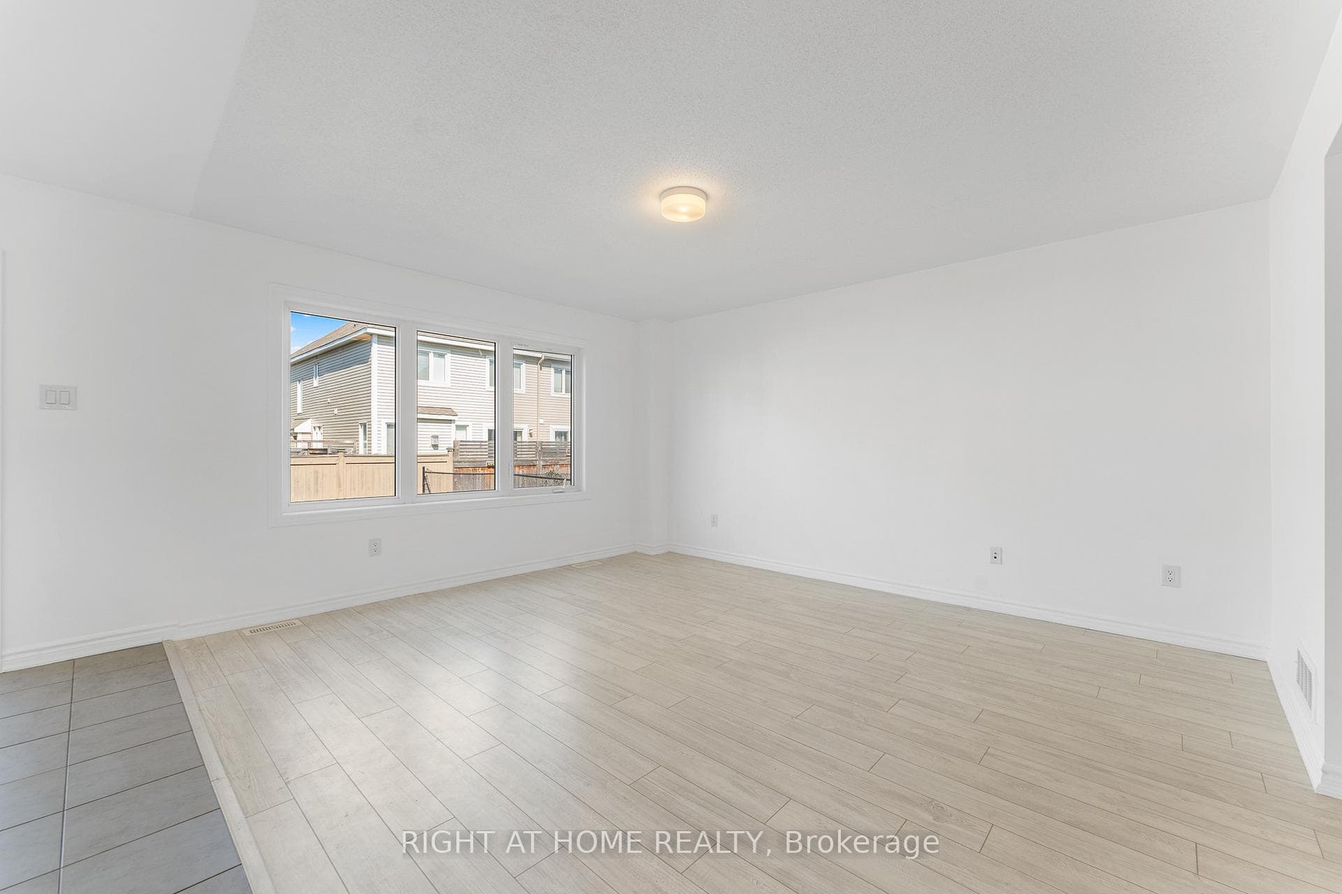 47 Mudminnow Crescent photo 14