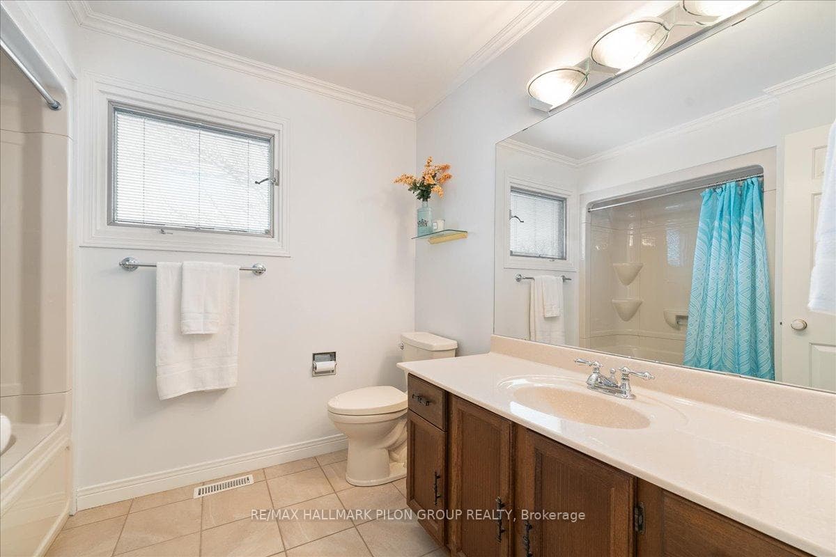 1164 Bordeau Grove photo 20