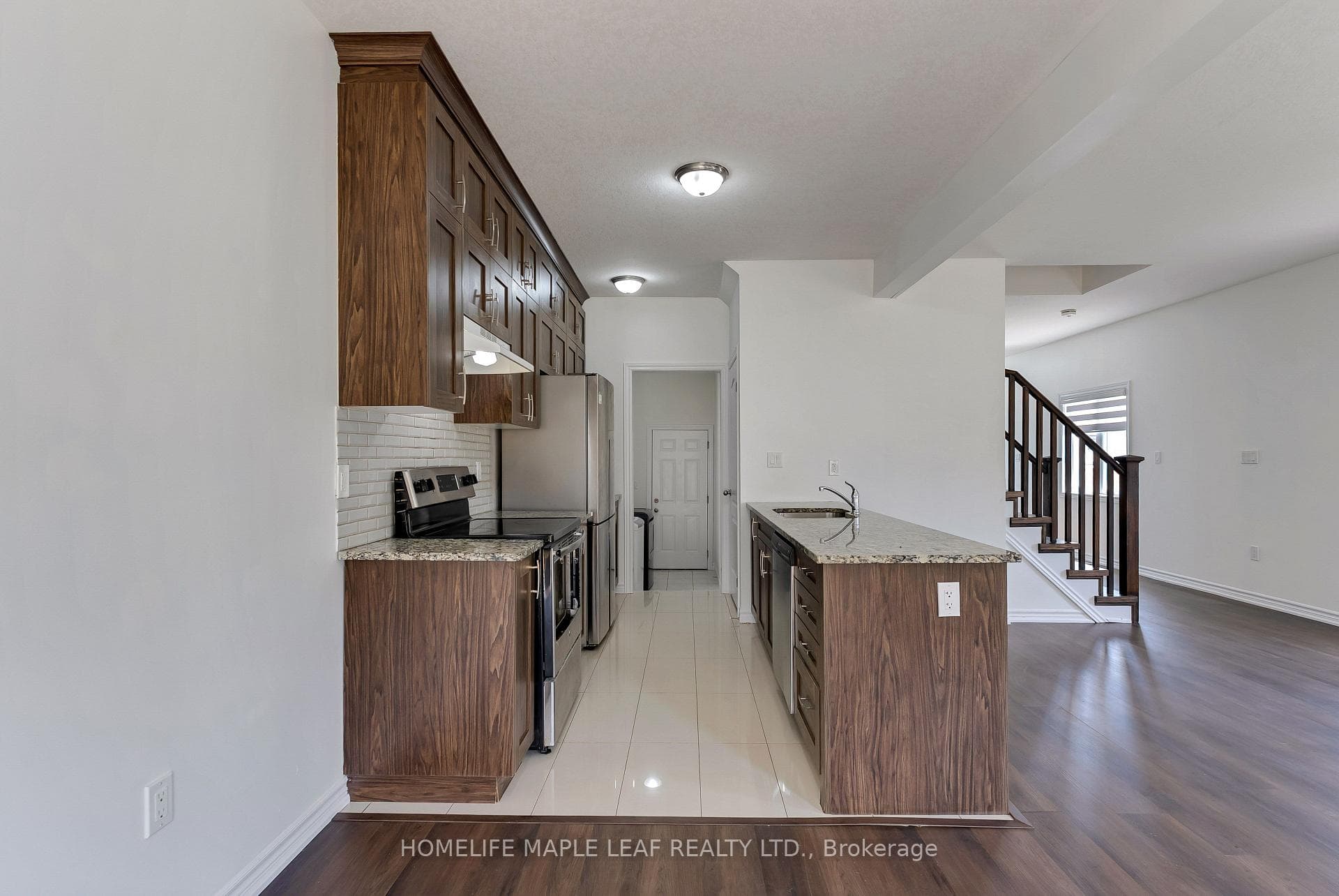 2751 Oriole Drive photo 20