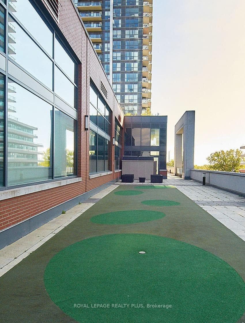 2200 Lake Shore Boulevard Unit 3503 photo 31
