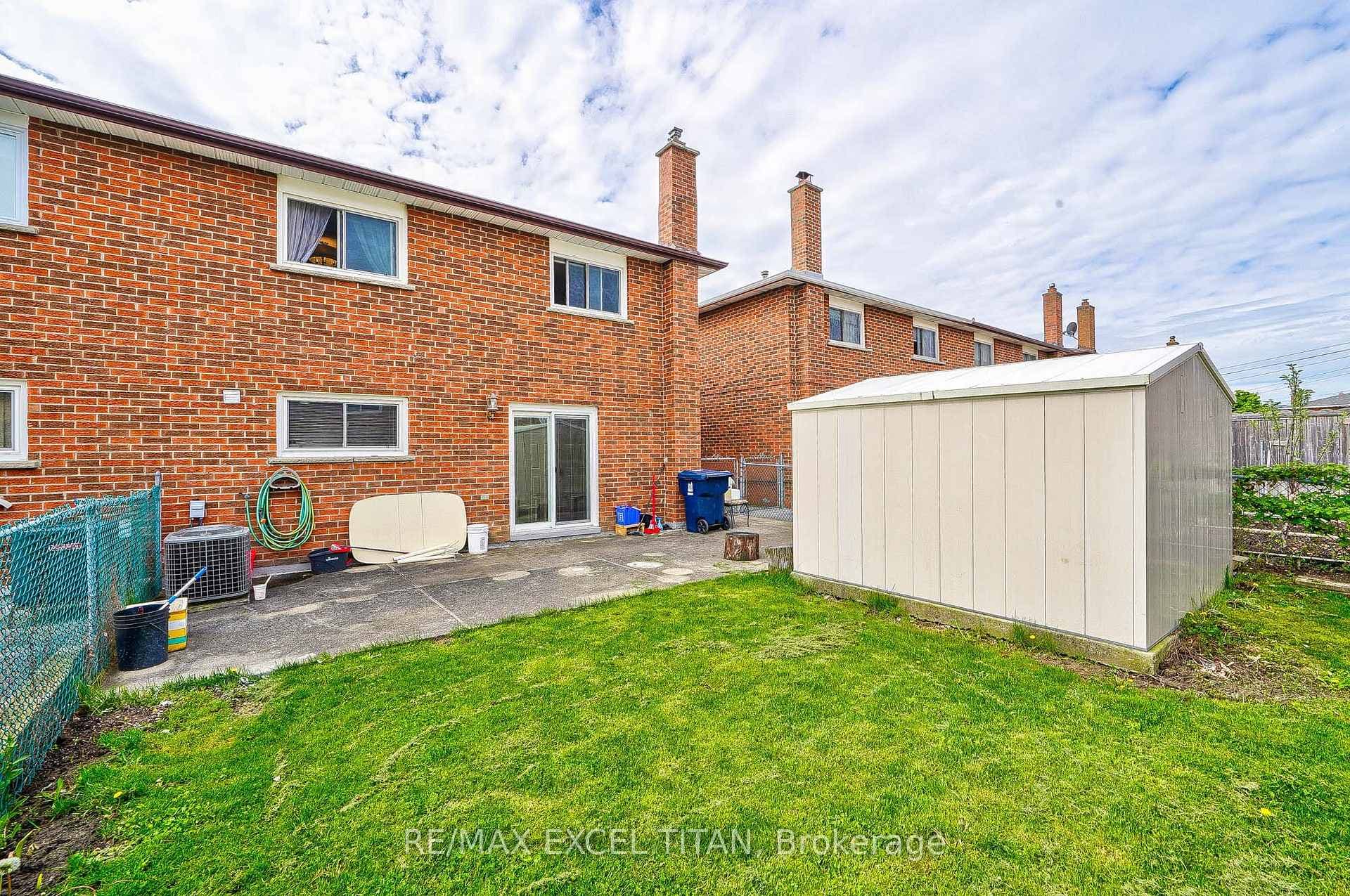 32 Arthur Griffith Drive photo 37