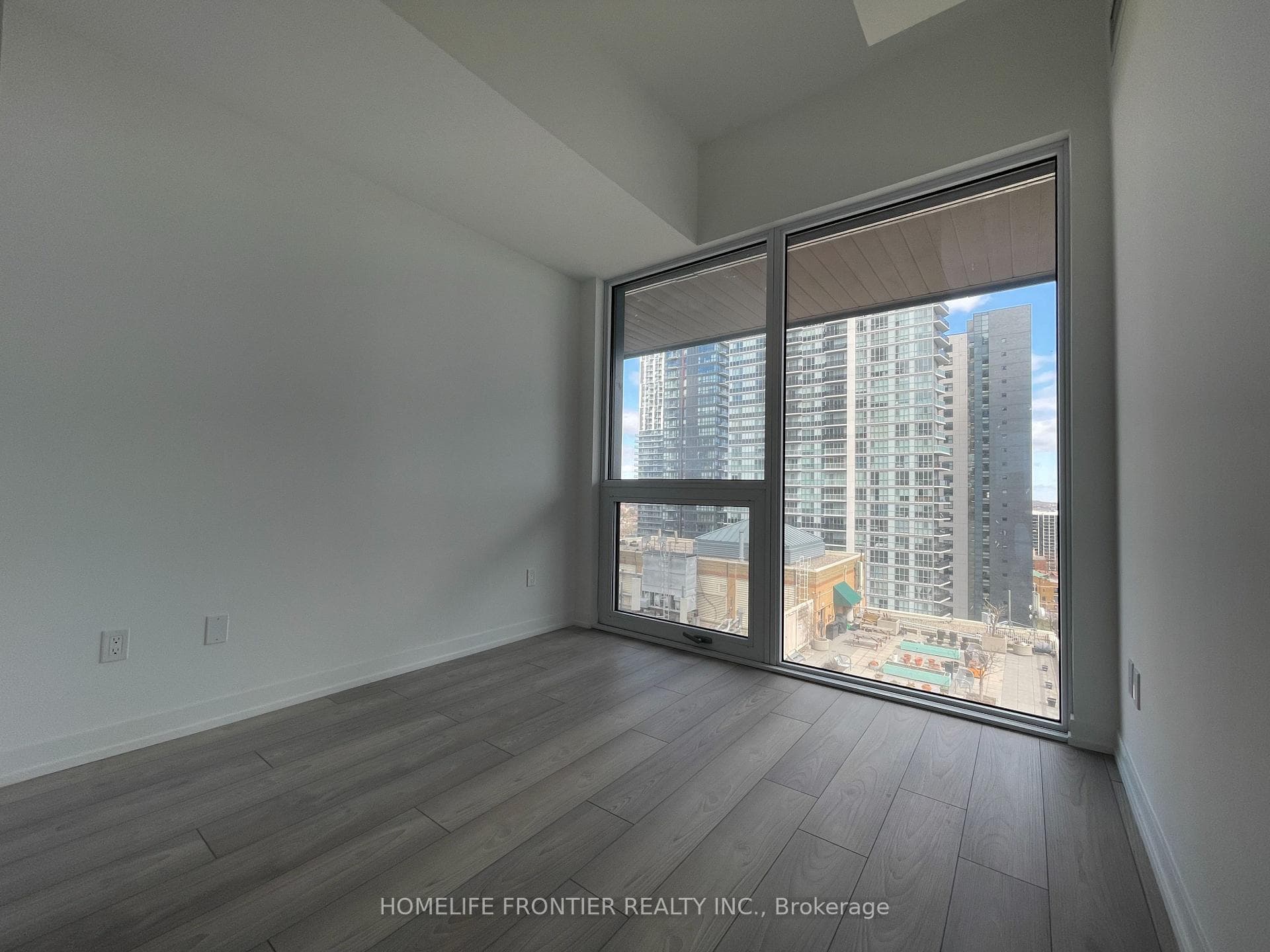 82 Dalhousie Street Unit 2116 photo 5