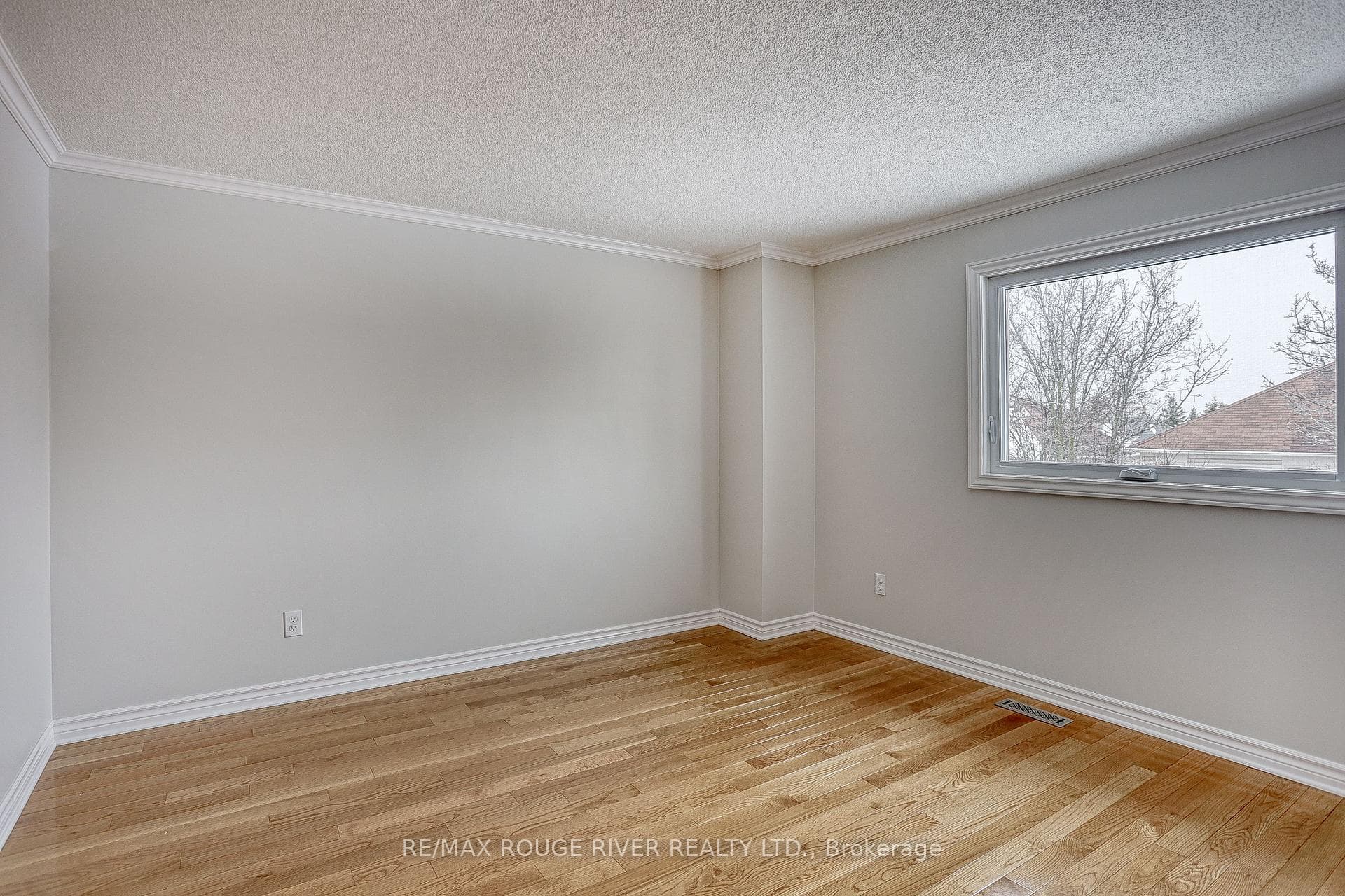 537 Whistler Drive photo 21