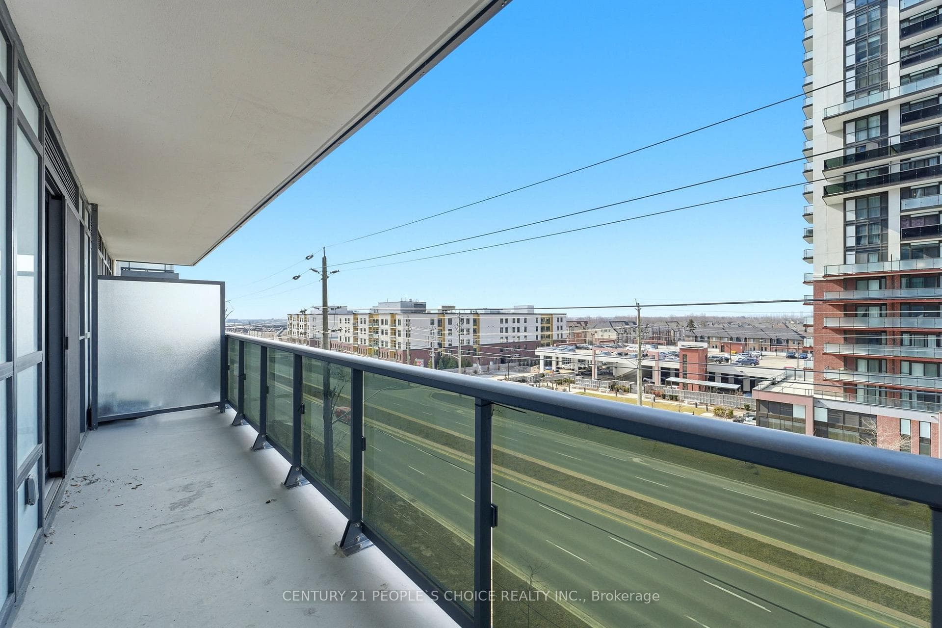 2545 Simcoe Street Unit 515 photo 24
