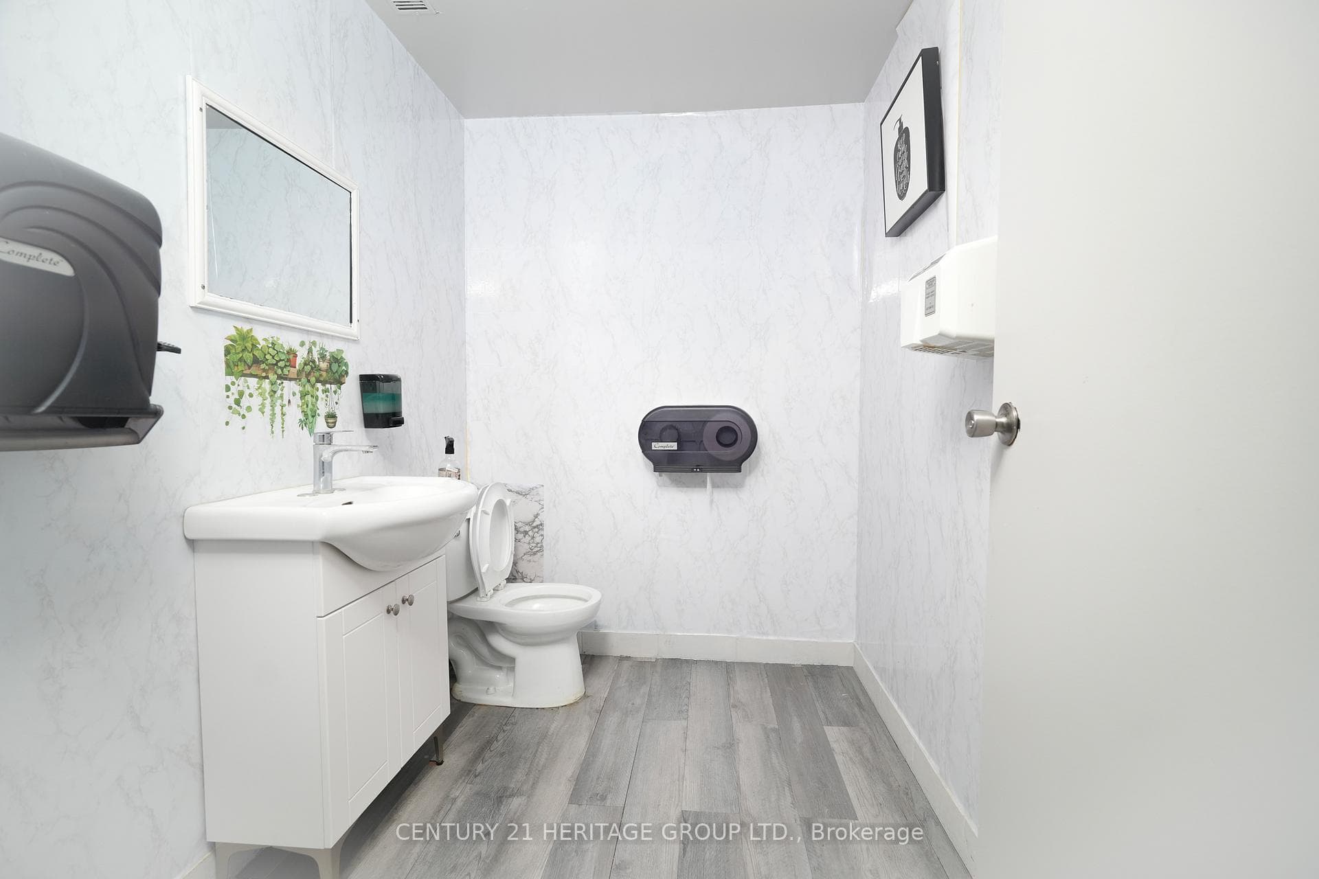 79 Davis Drive photo 9