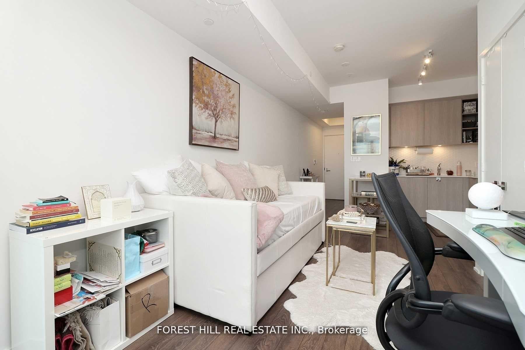 50 Ordnance Street Unit 1508 photo 7