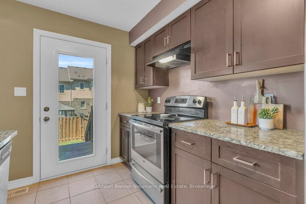 14 Jeffrey Drive photo 14