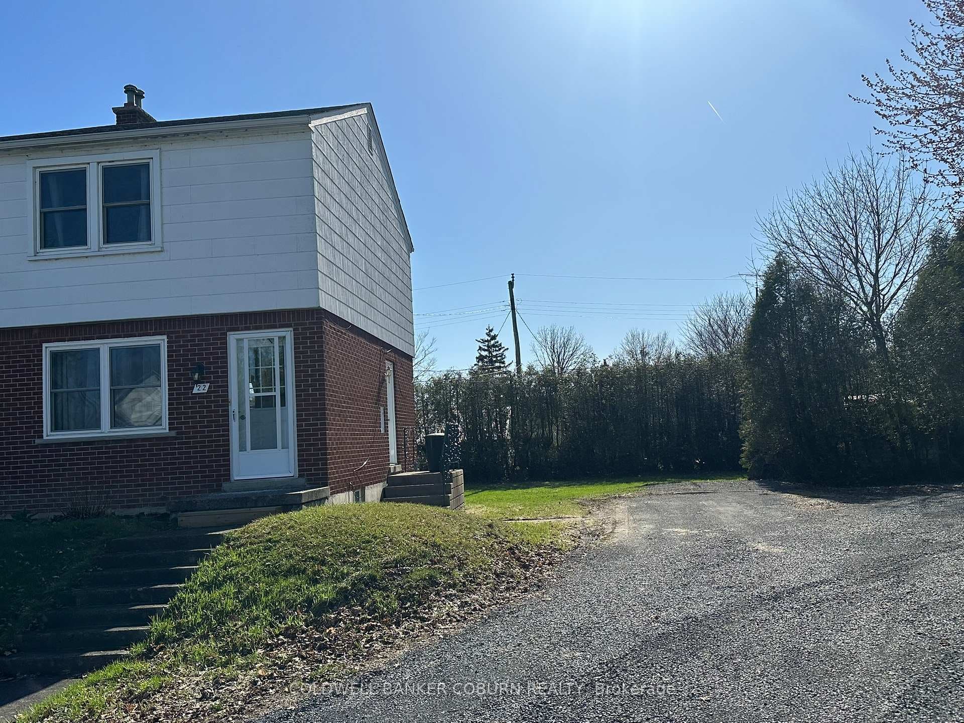 22 Casselman Rd