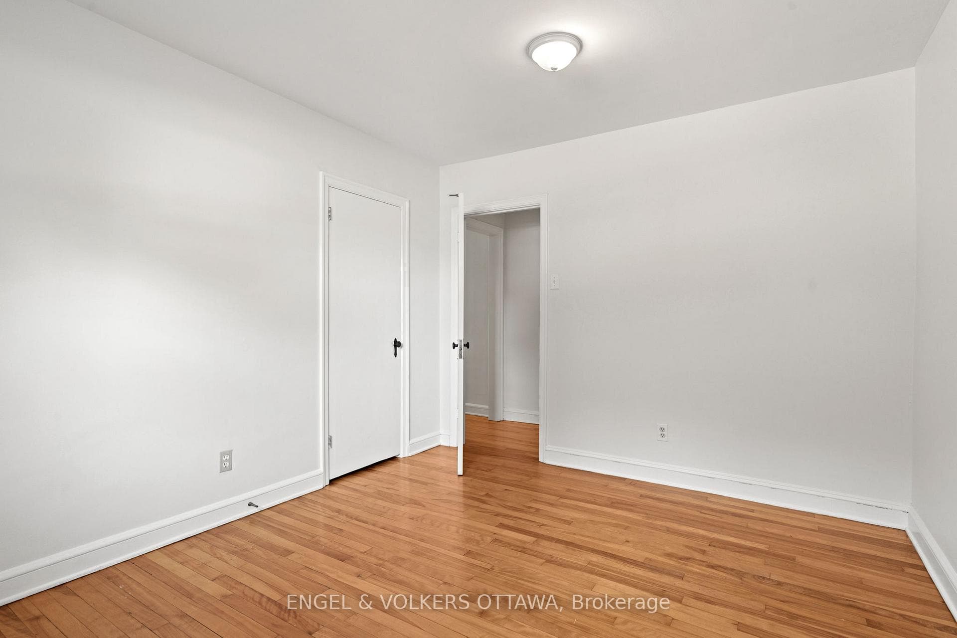 65 Riverdale Avenue Unit 1 photo 12