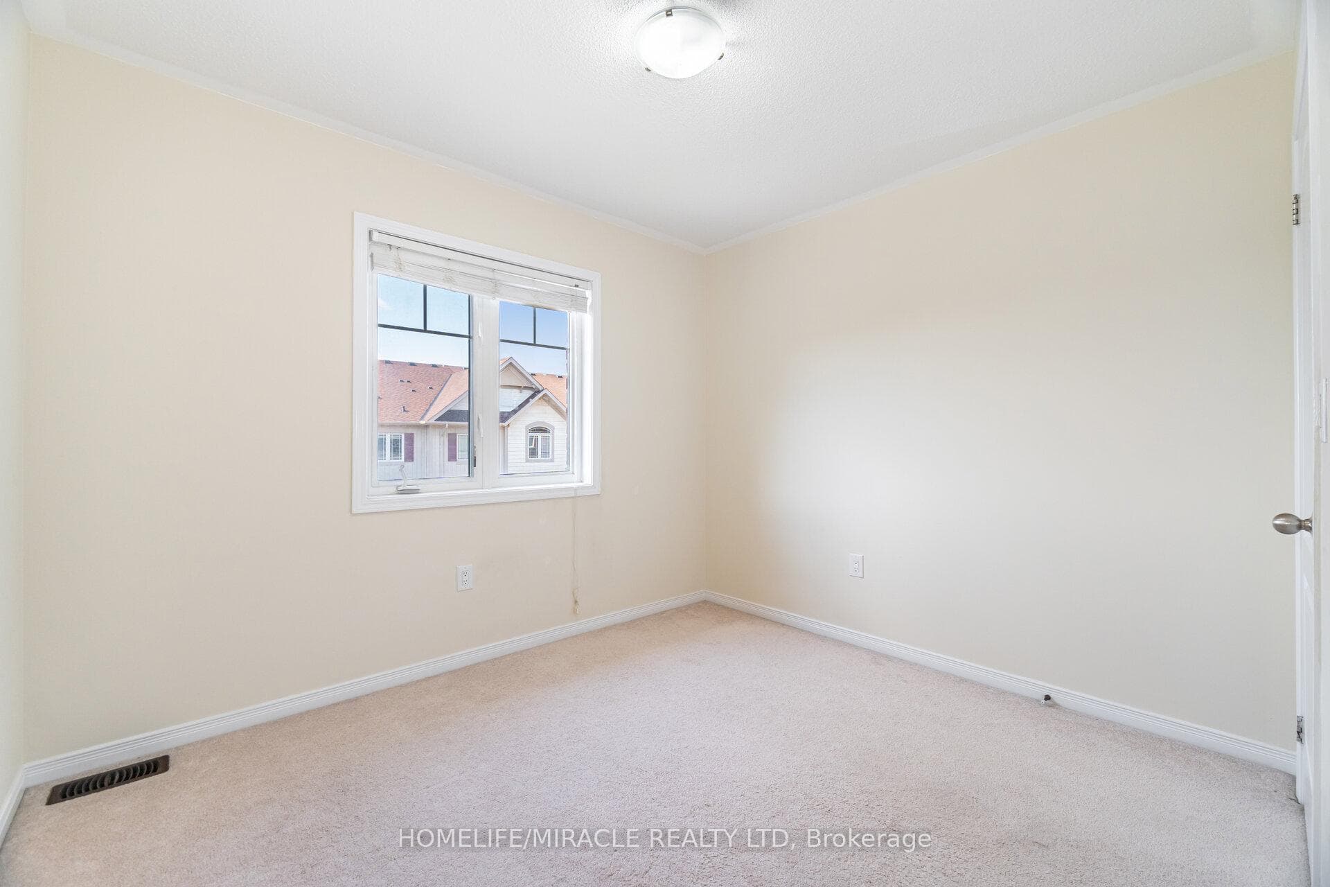 12466 Kennedy Road photo 33