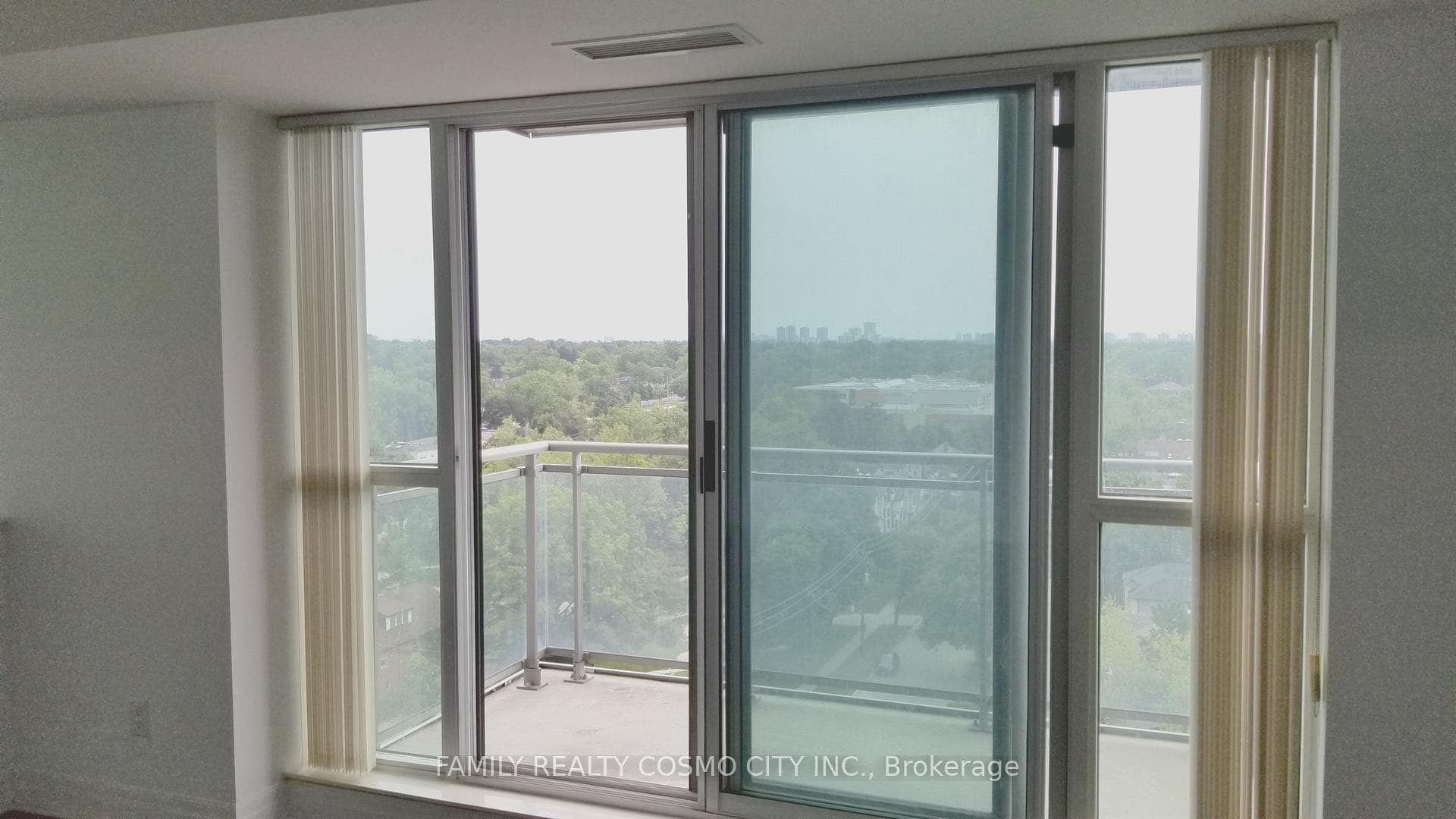 188 Doris Avenue Unit 1206 photo 5