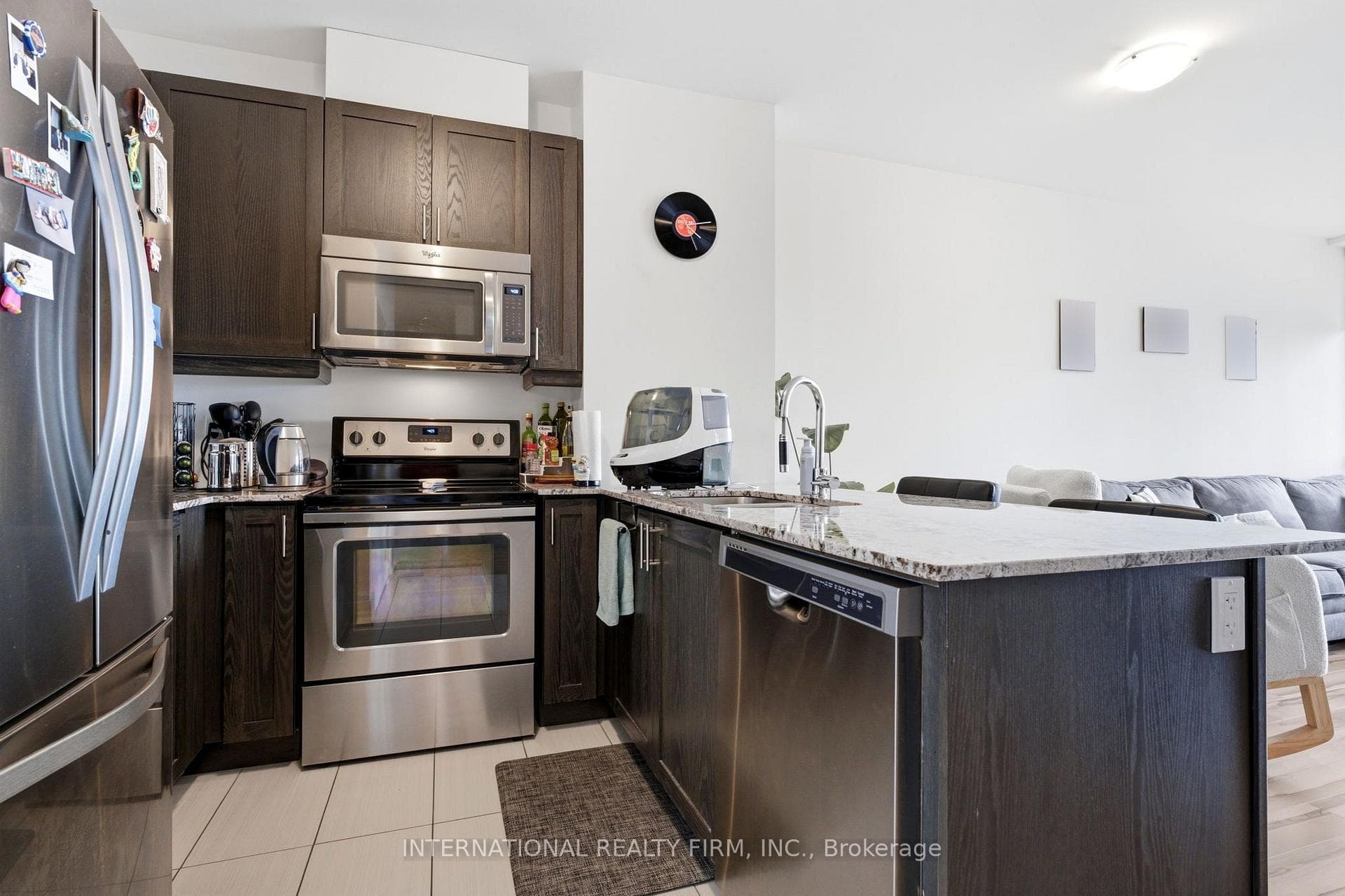 2900 Highway 7 Road Unit 519 photo 5