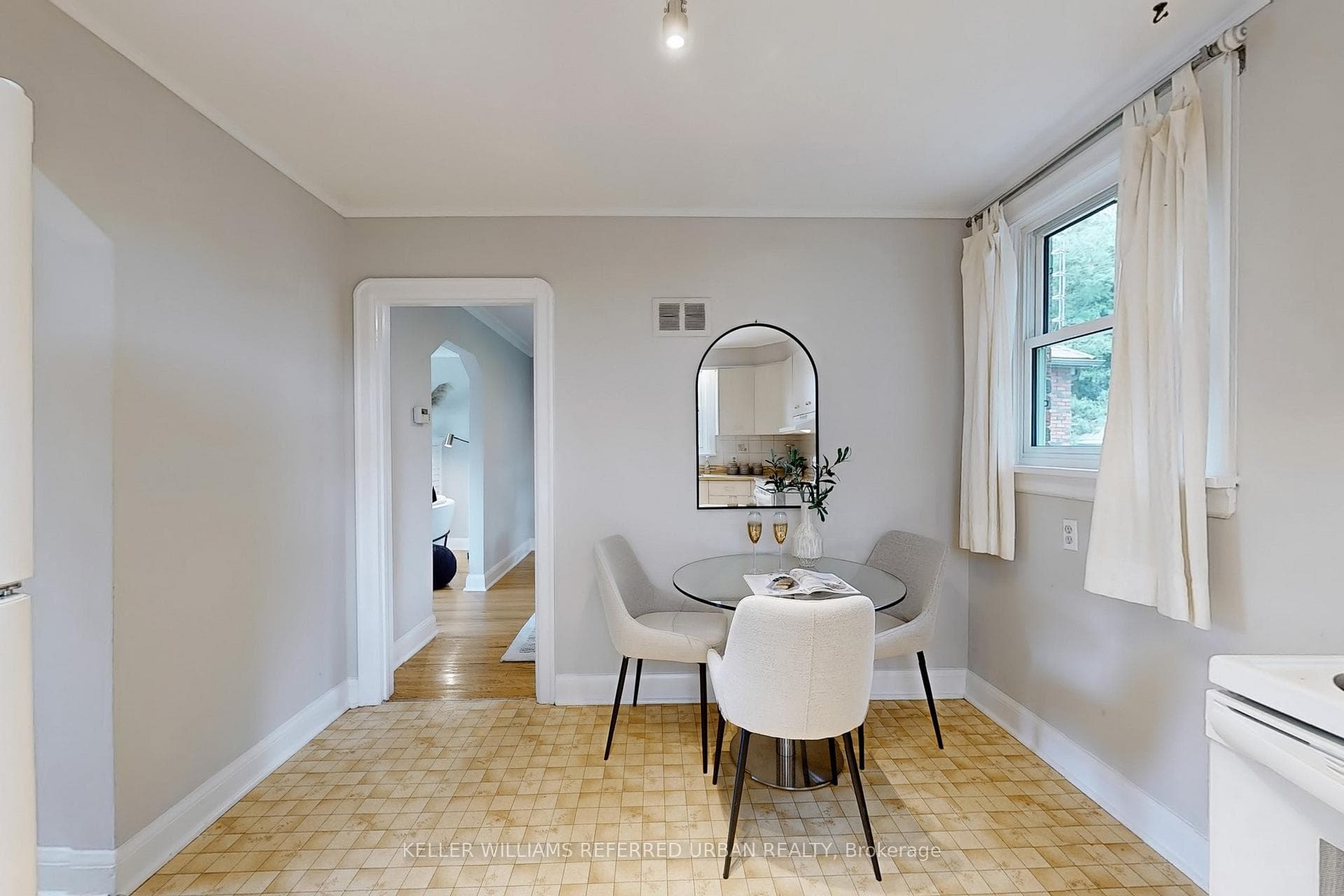 522 King Street photo 18