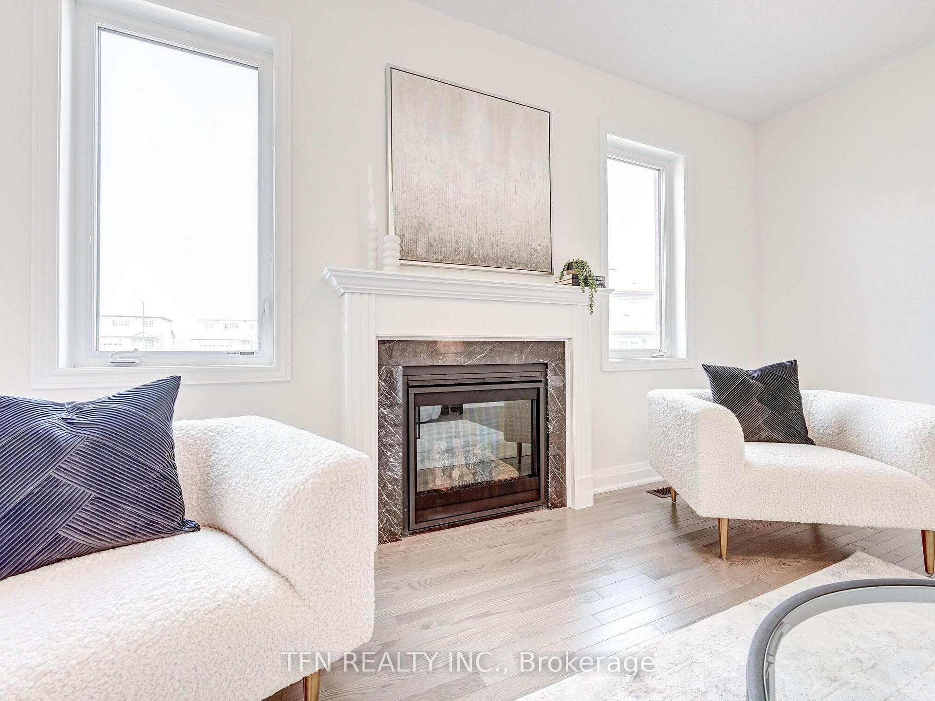 66 Oriole Crescent photo 14
