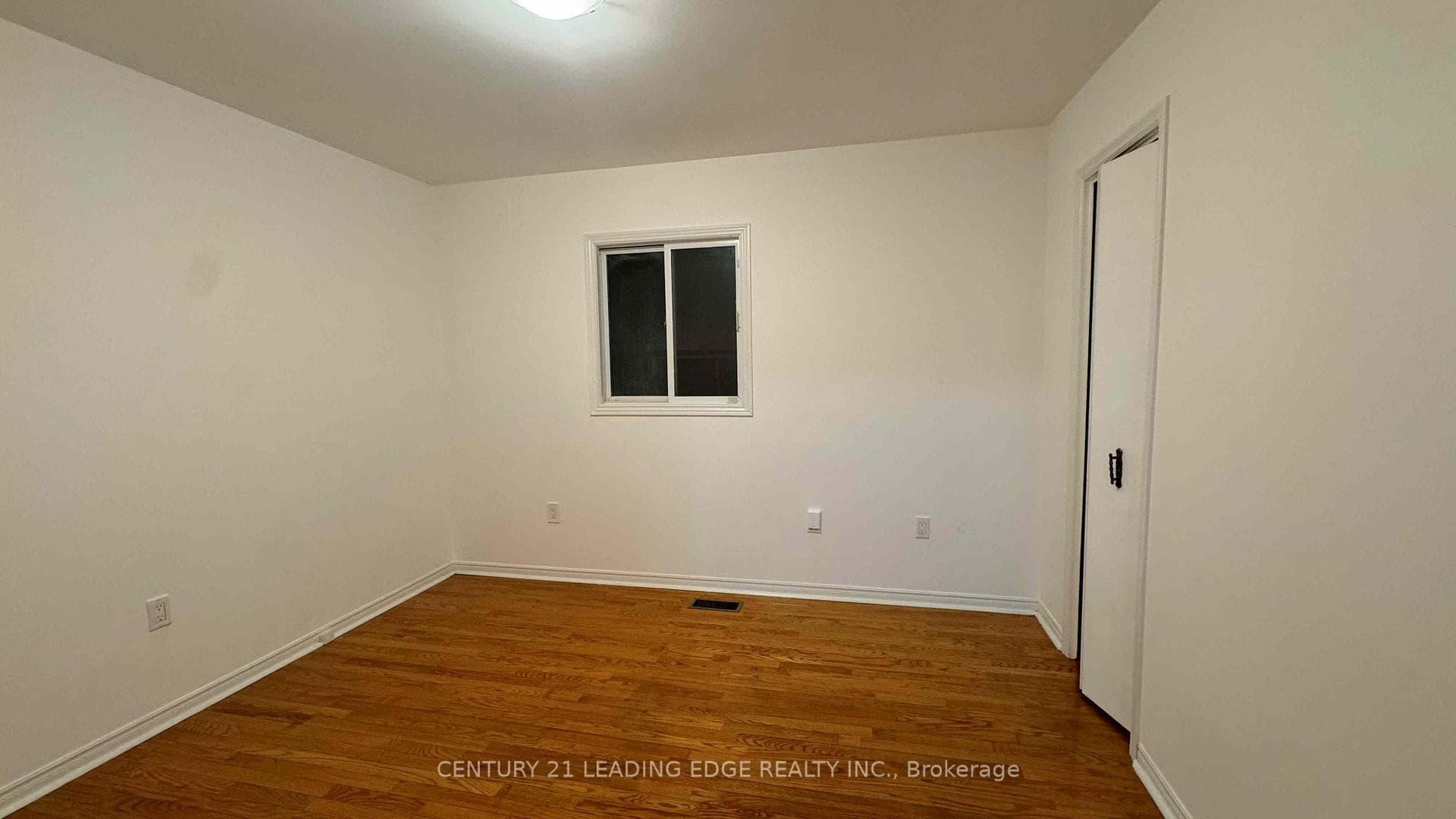 158 William Street photo 20