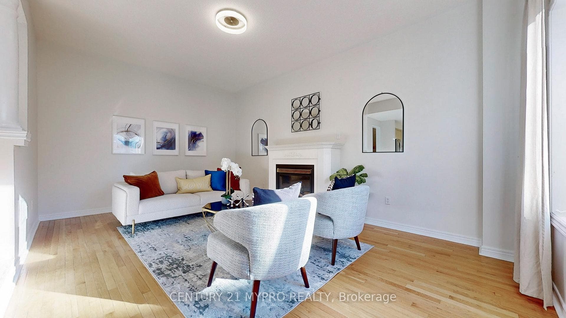 34 Ayhart Street photo 7