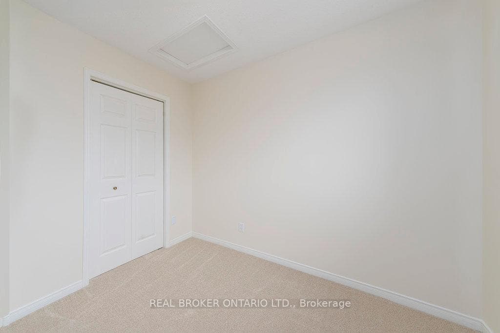 8 Drayton Private photo 21