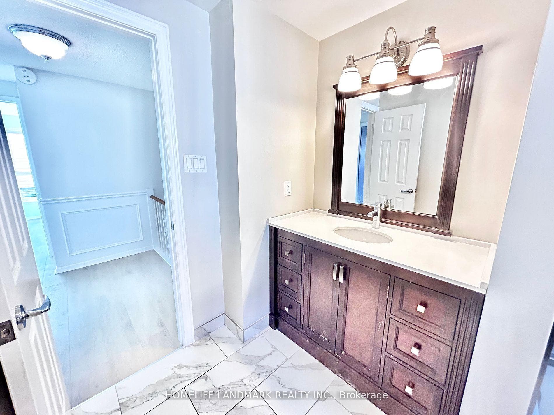 18 Summerfeldt Crescent photo 16