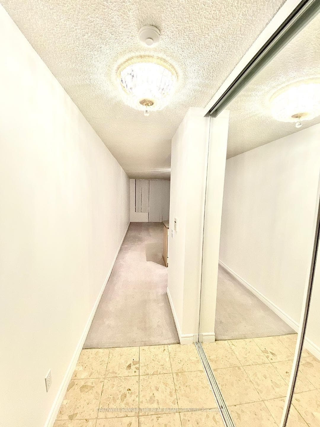 18 Parkview Avenue Unit 1616 photo 3