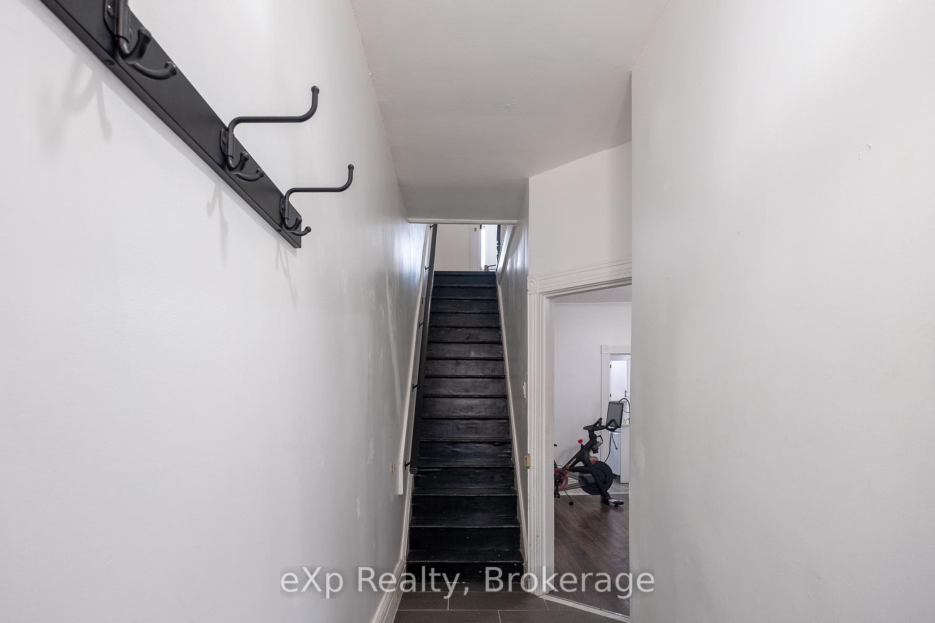 1149 3rd Avenue photo 4