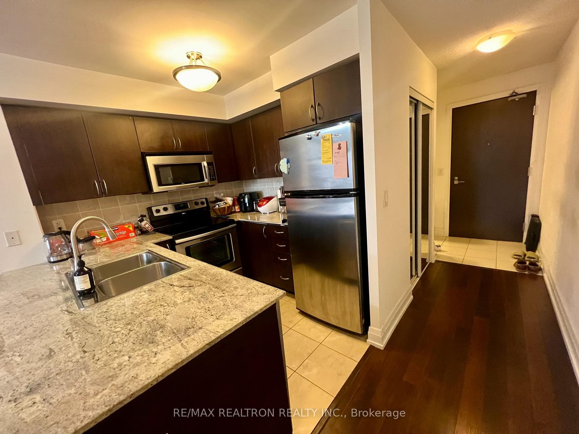 1060 Sheppard Avenue Unit 1119 photo 12