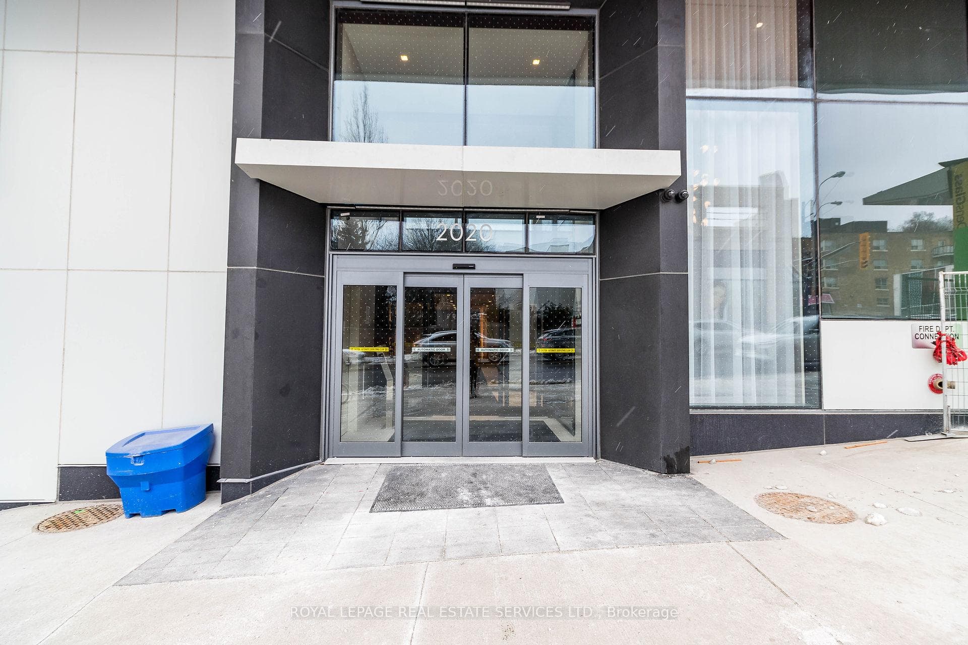 2020 Bathurst Street Unit 1003 photo 17