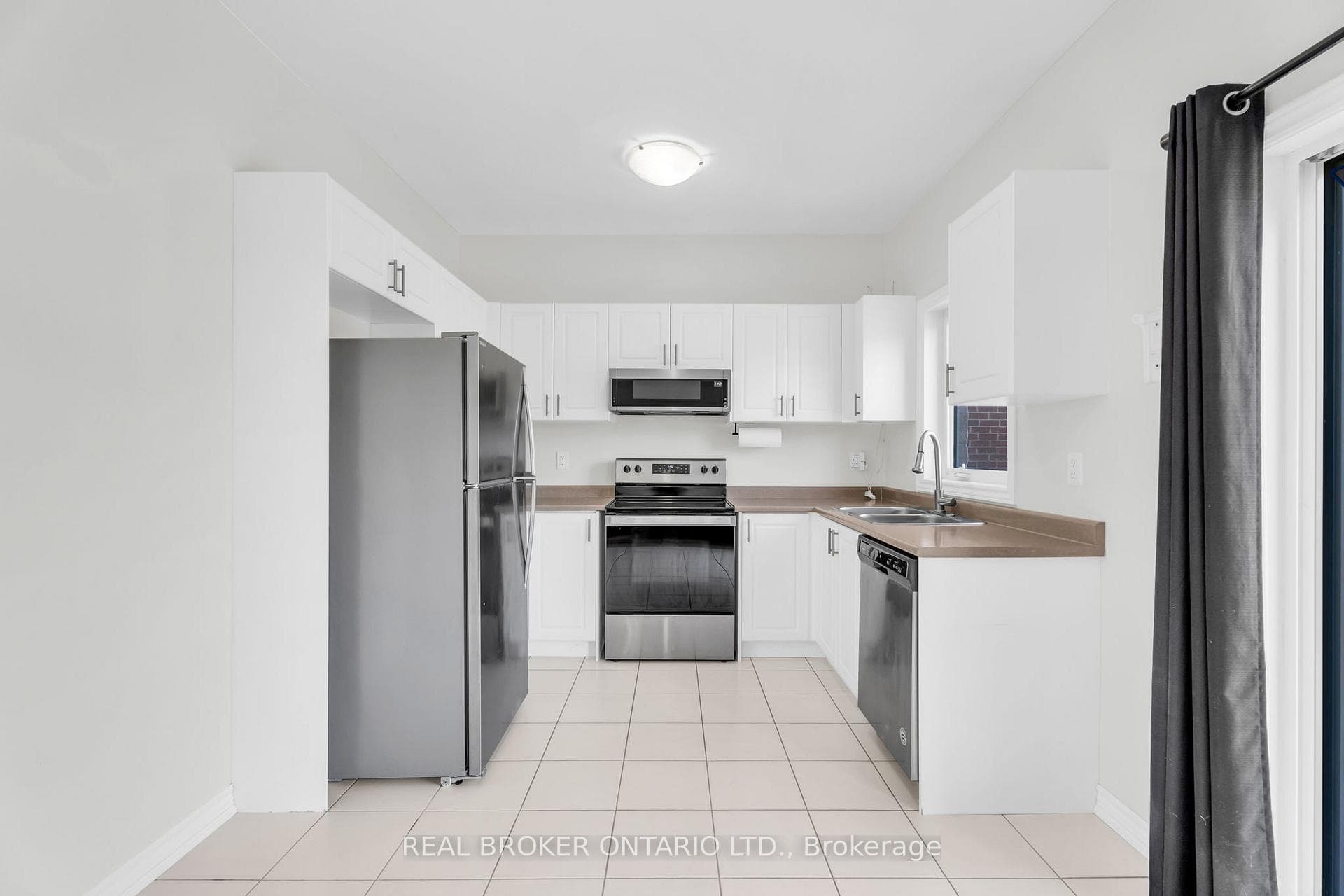 125 Werry Avenue photo 16