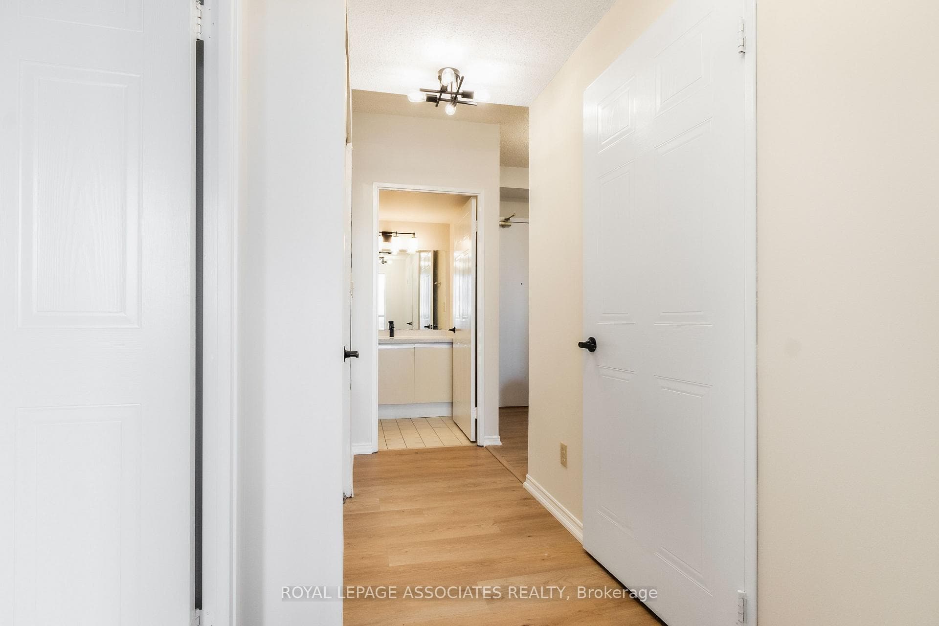 400 Mclevin Avenue Unit 1009 photo 12
