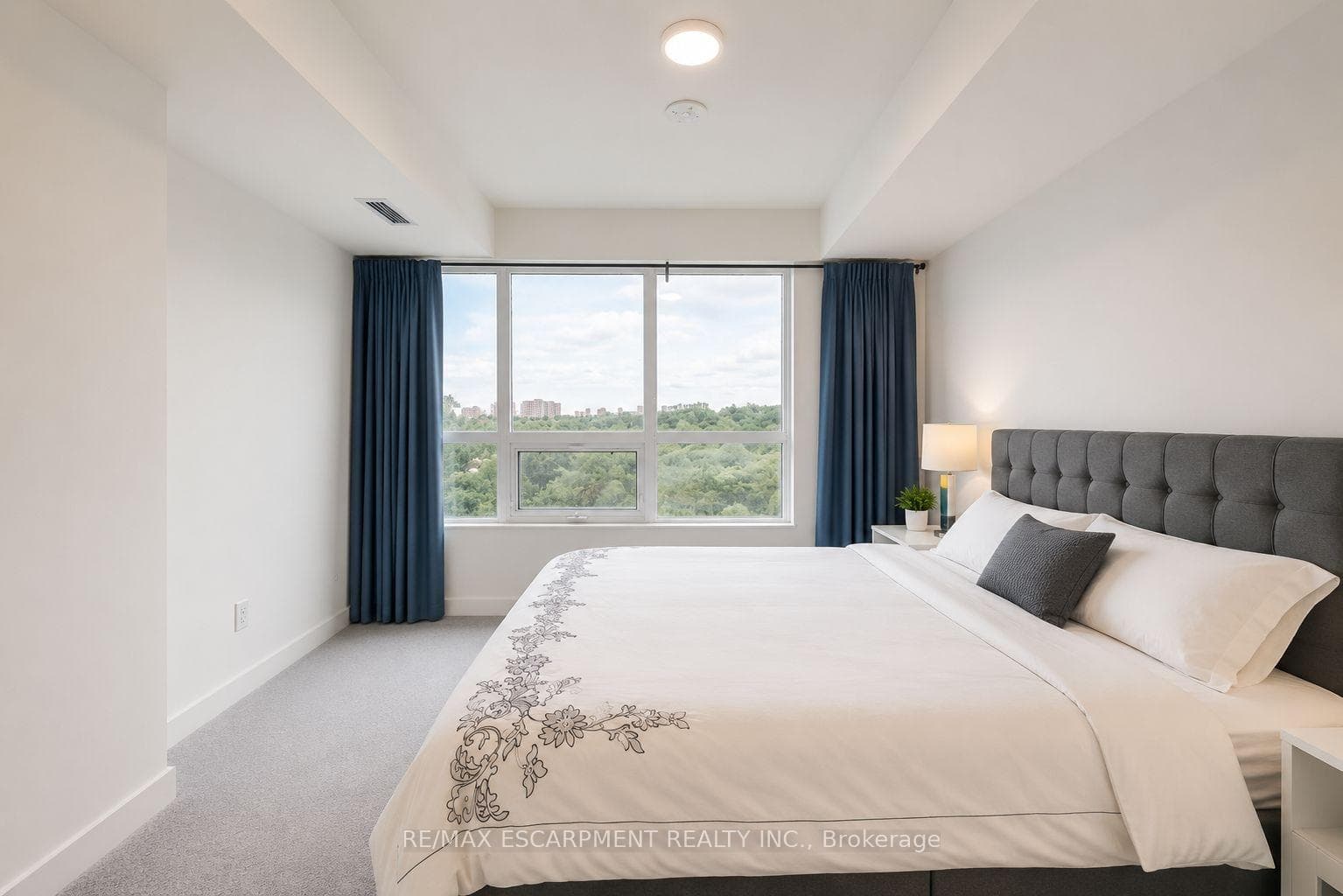 10 Wilby Crescent Unit 309 photo 11
