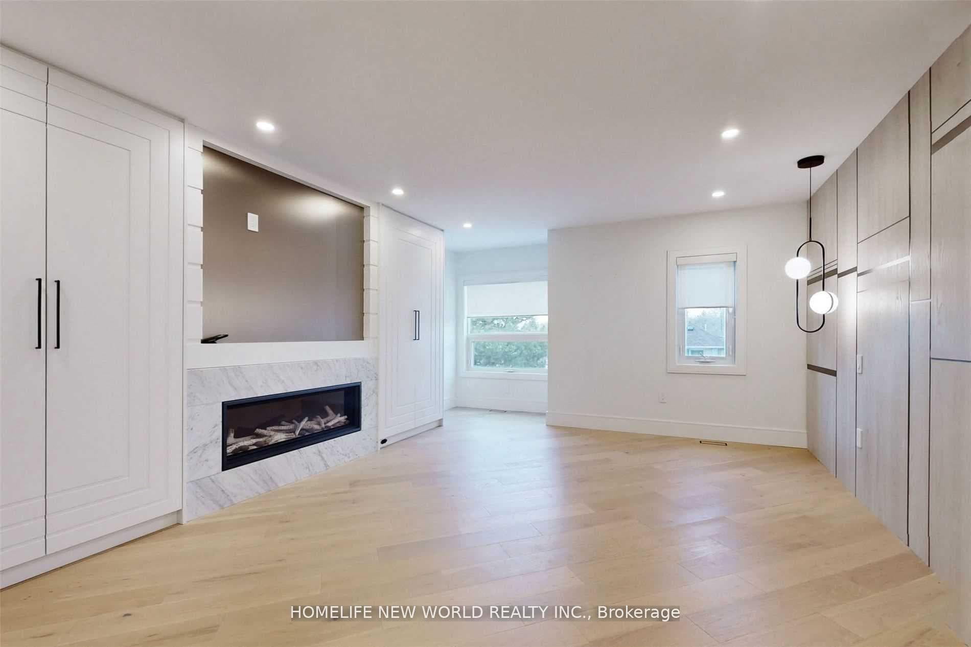 725 Gardner Avenue photo 20