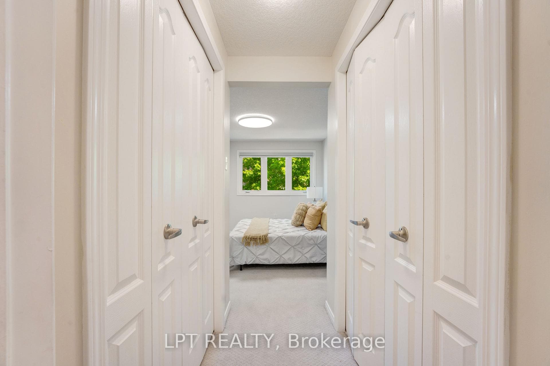 795 Laurelwood Drive Unit 13 photo 30