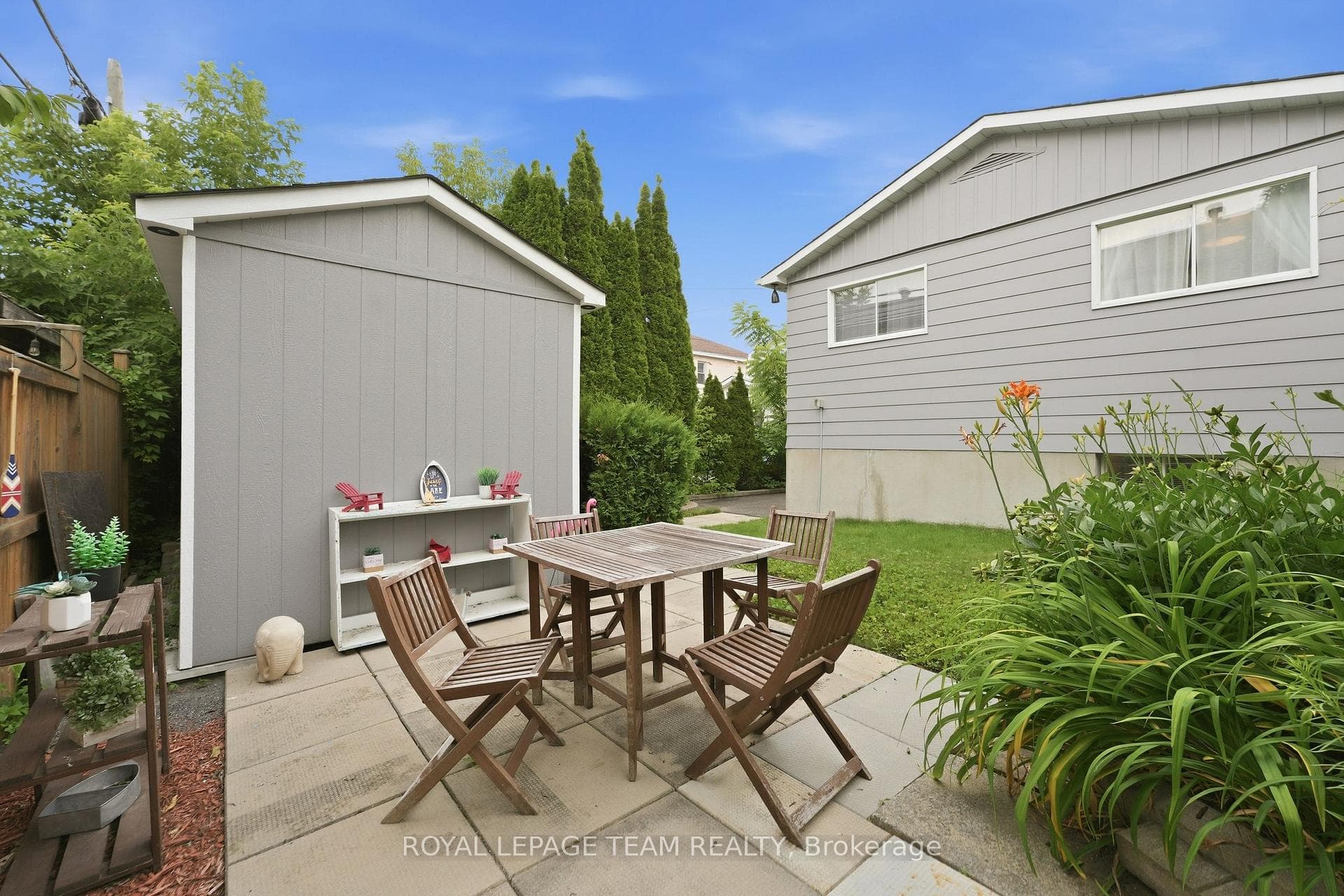 289 Montfort Street photo 50