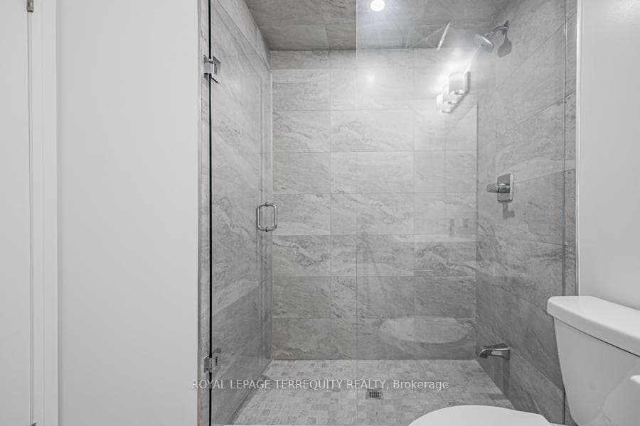 286 Main Street Unit 2506 photo 22