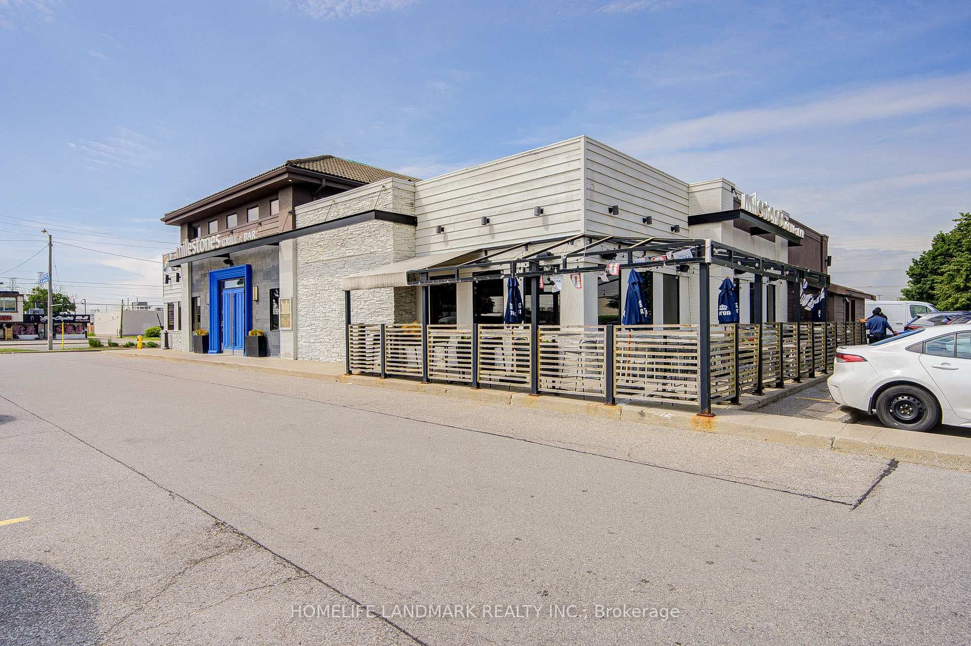 646 Dixon Road photo 2