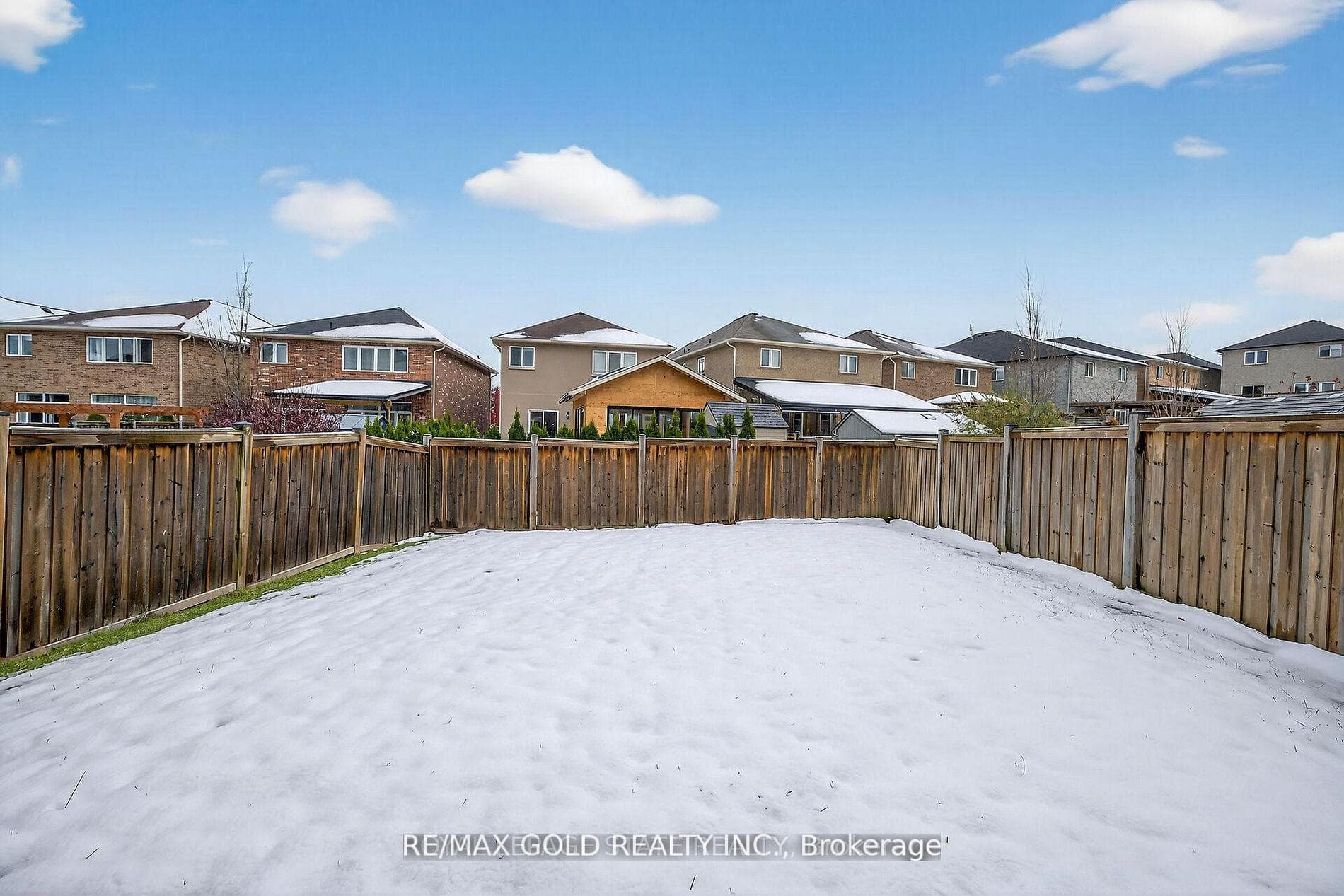 61 Irwin Avenue photo 28