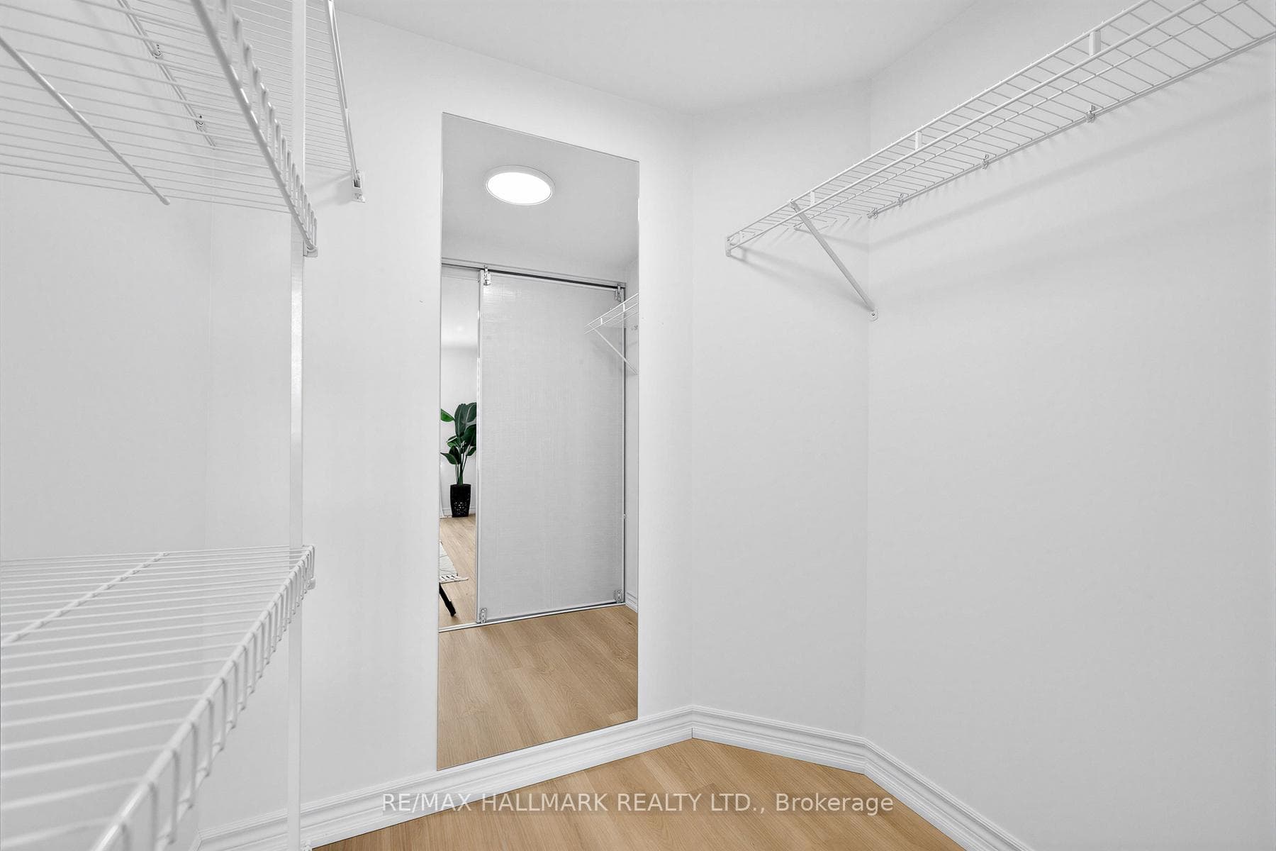 1730 Eglinton Avenue Unit 211 photo 22