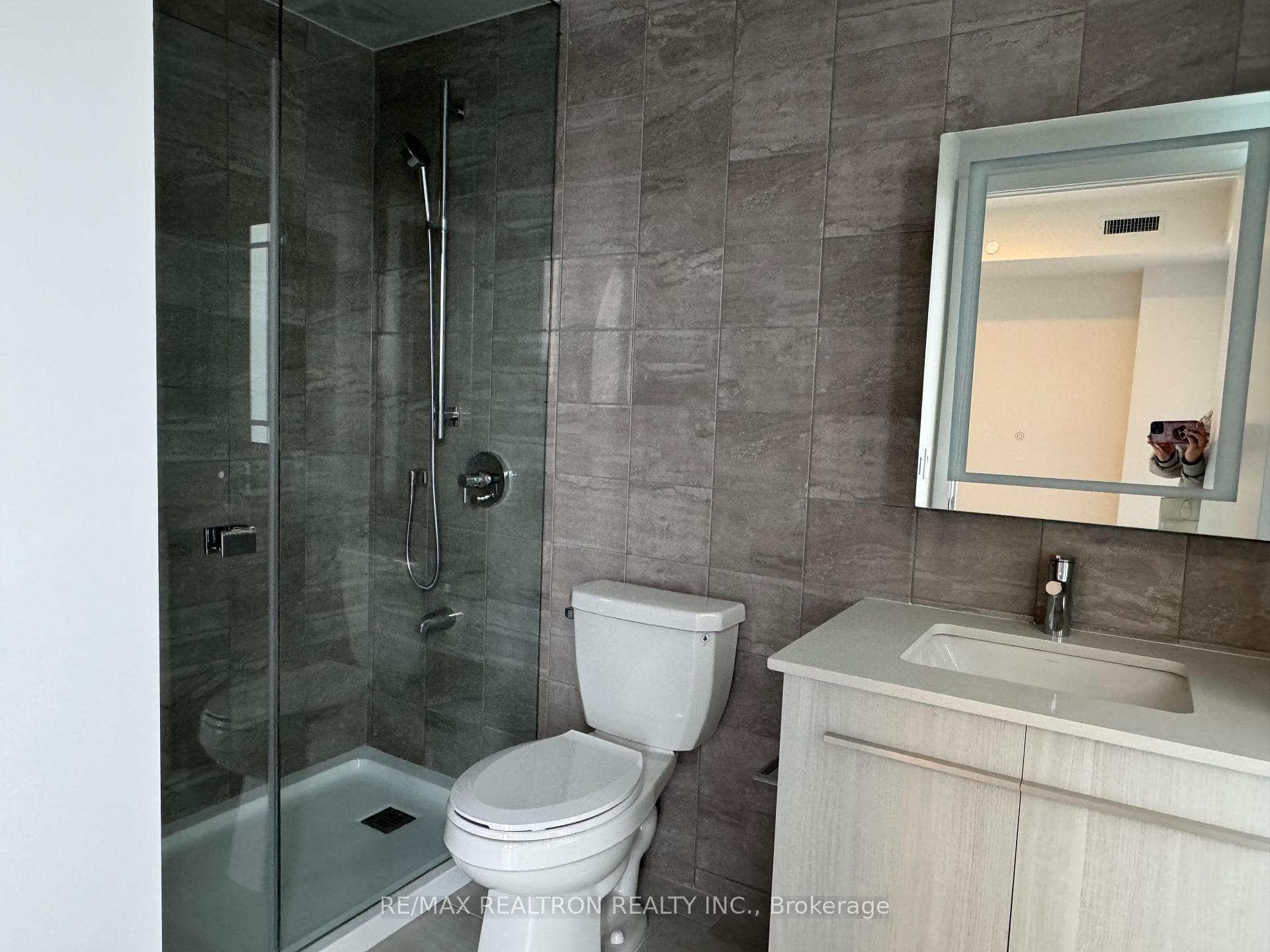 8 Cumberland Street Unit 1508 photo 10