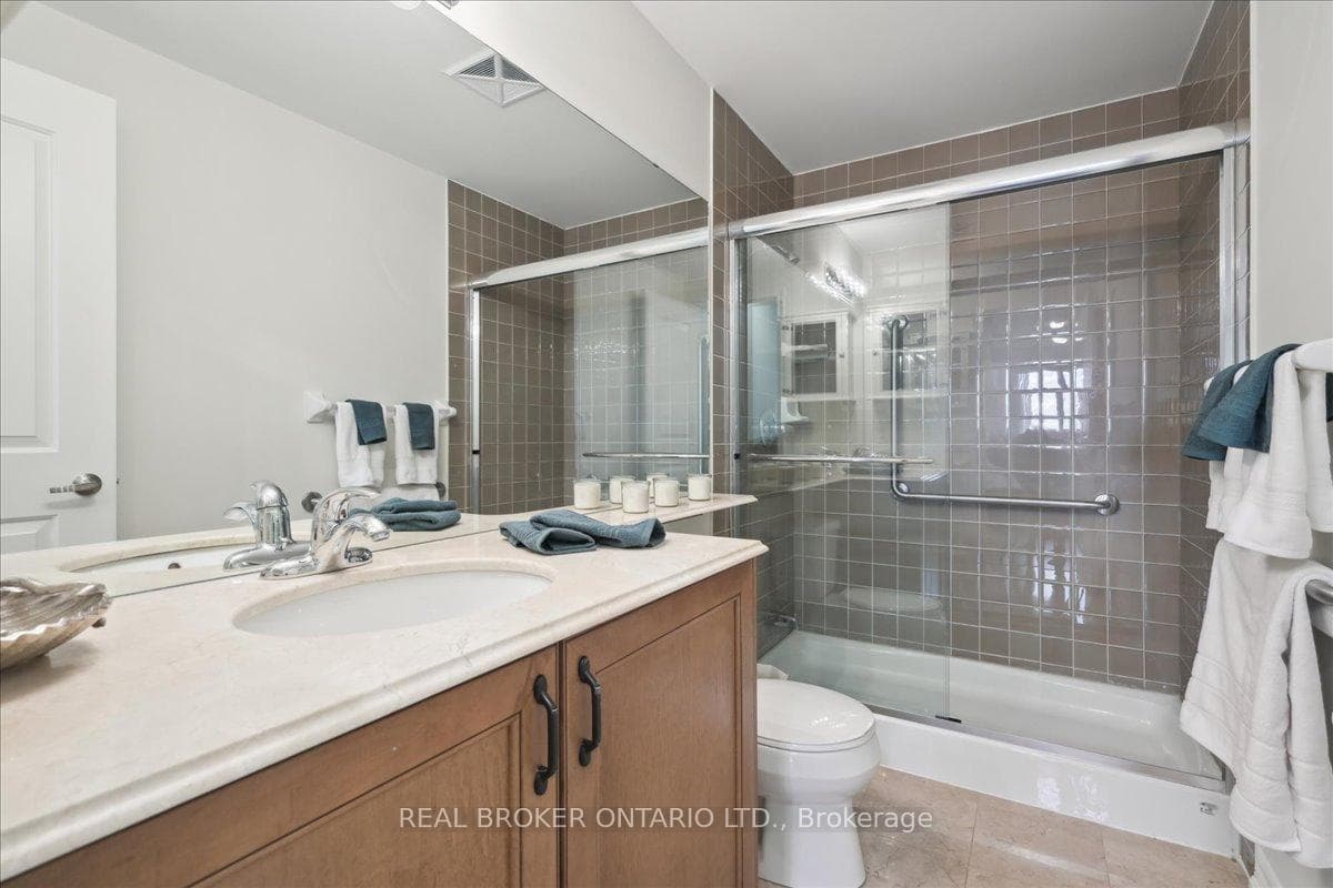 9235 Jane Street Unit 1506 photo 29