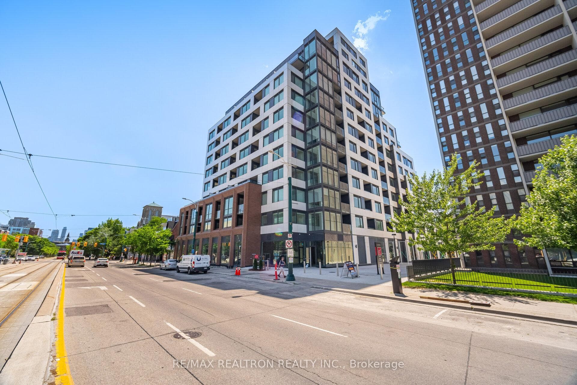664 Spadina Avenue Unit 711 photo 14