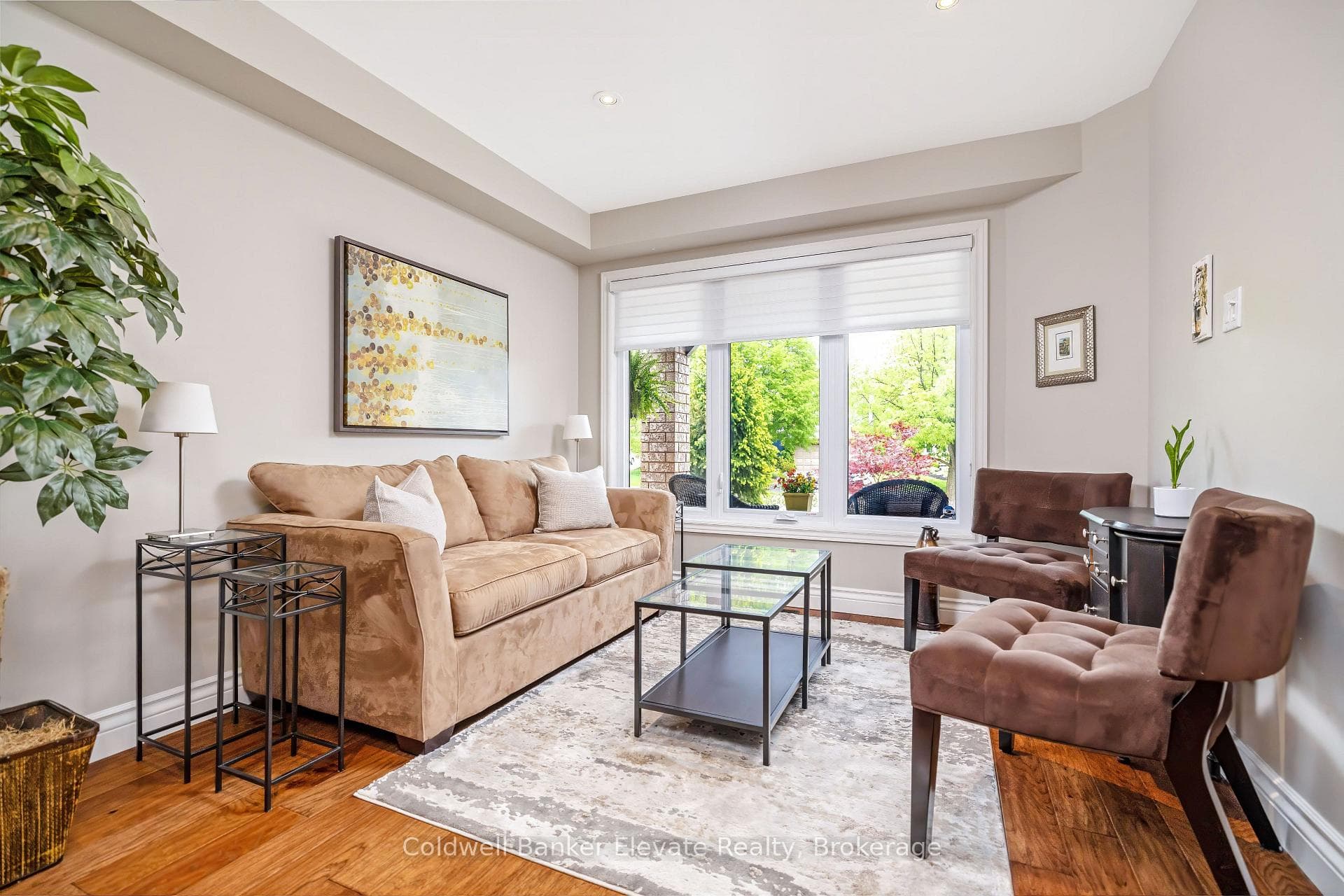 52 Curry Crescent photo 9