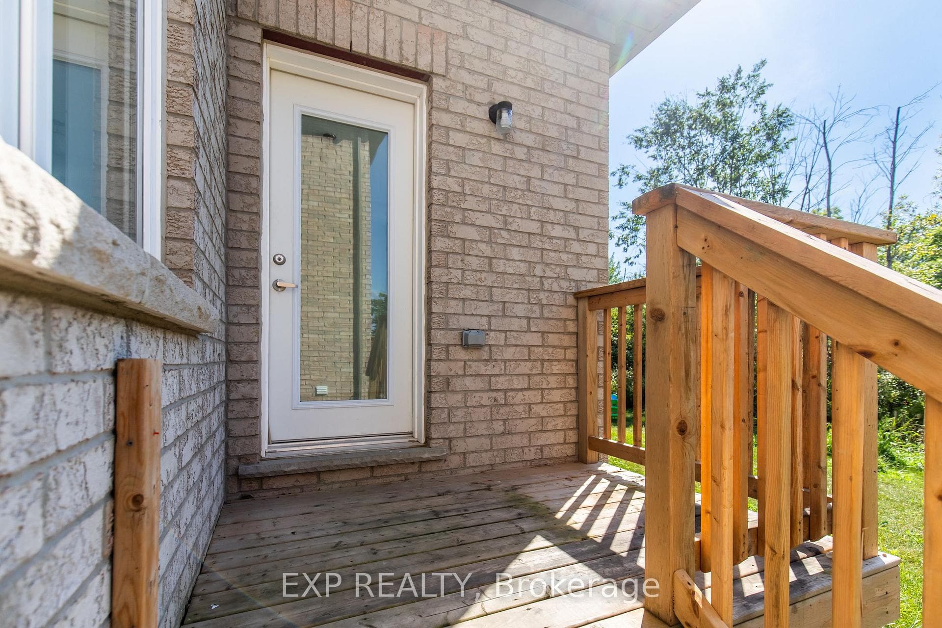 103 TUMBLEWOOD Place photo 18