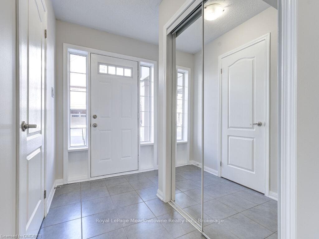 6020 DERRY Road Unit 104 photo 6