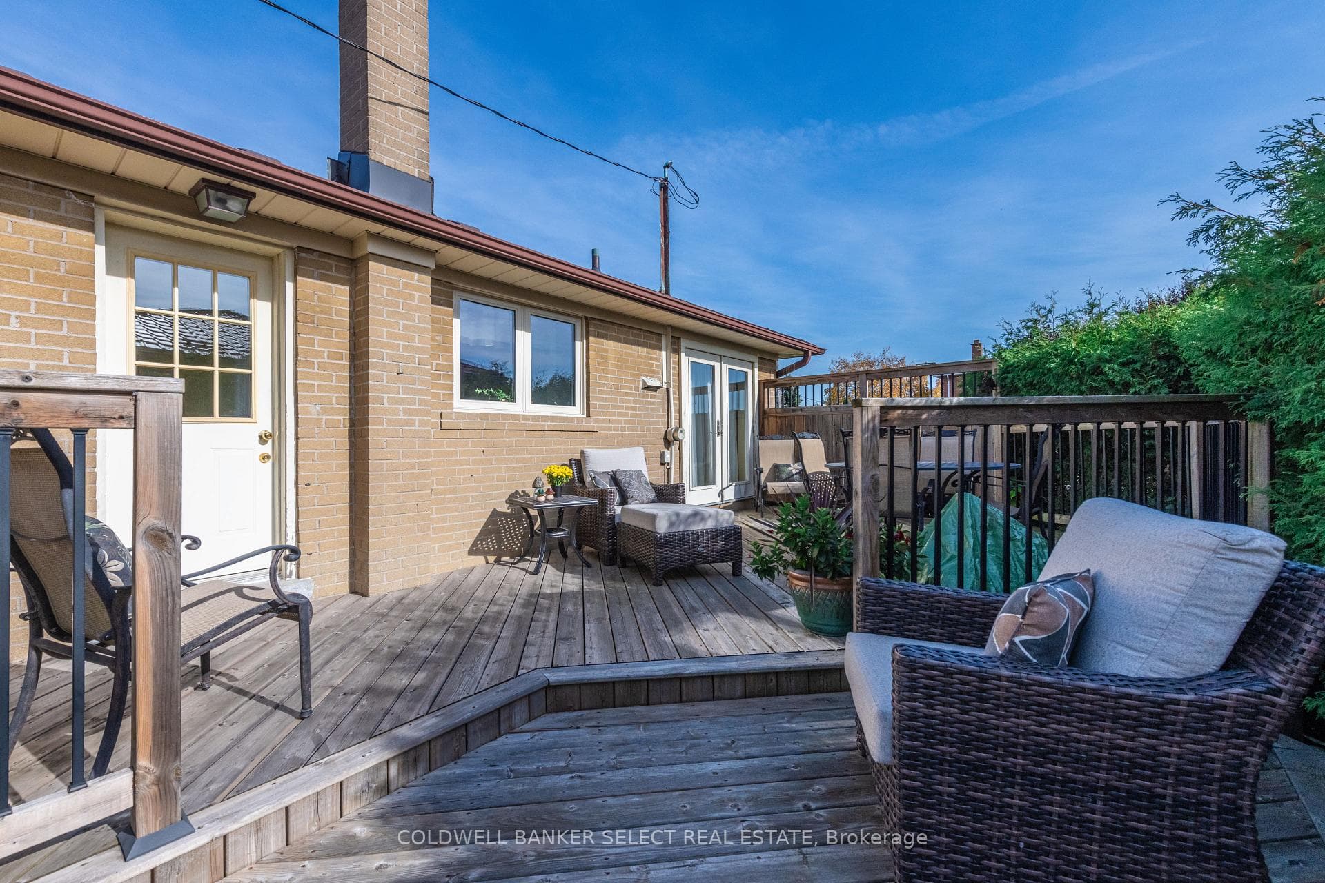 324 Henderson Street photo 37