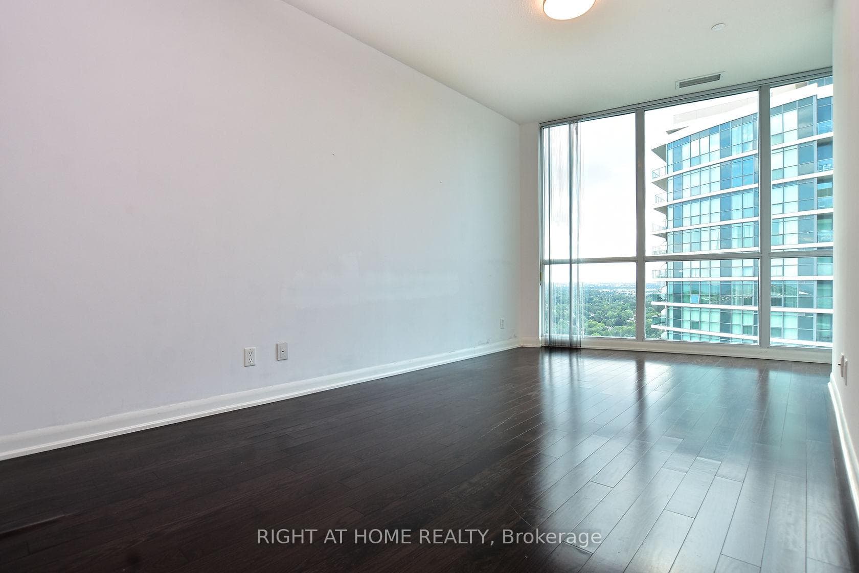 215 Sherway Gardens Road Unit 2805 photo 29