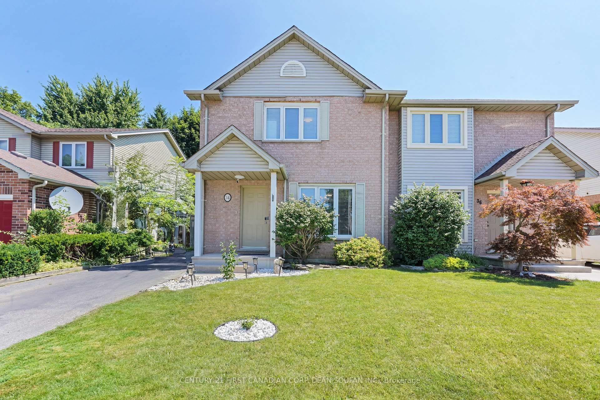 34 Tanoak Drive photo 2
