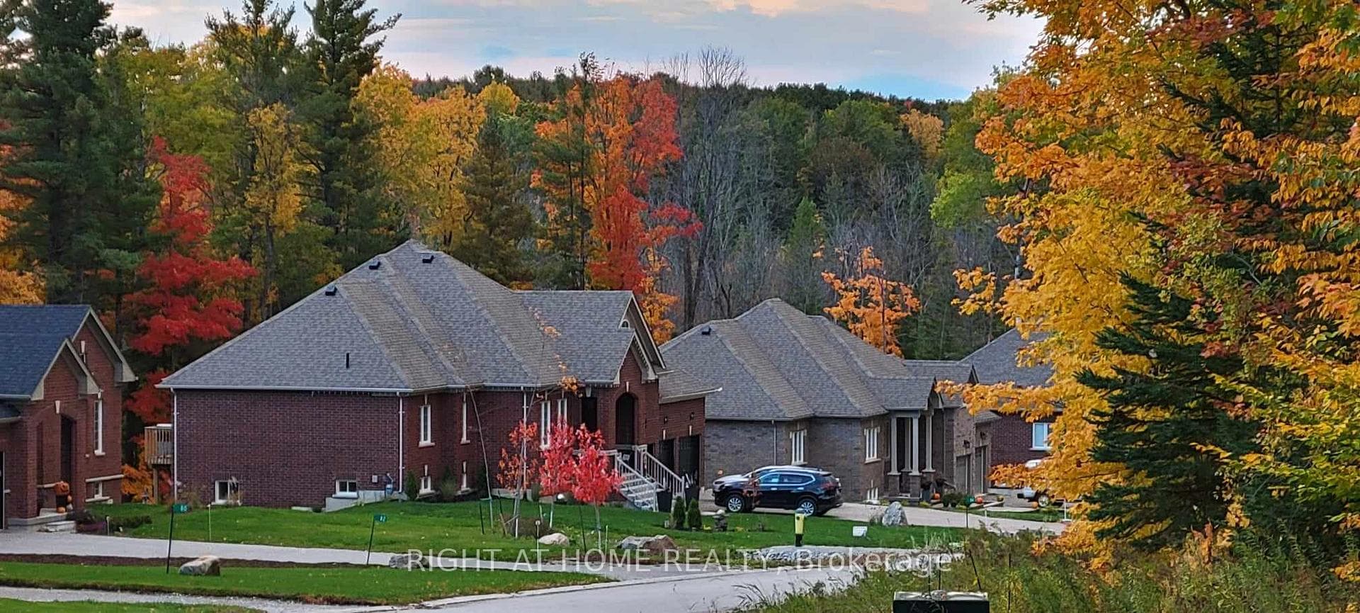 84 Diamond Valley Drive photo 46