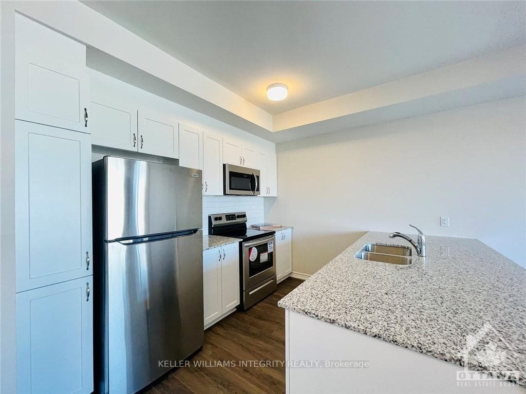 124 MICHAEL STOQUA Street photo 4