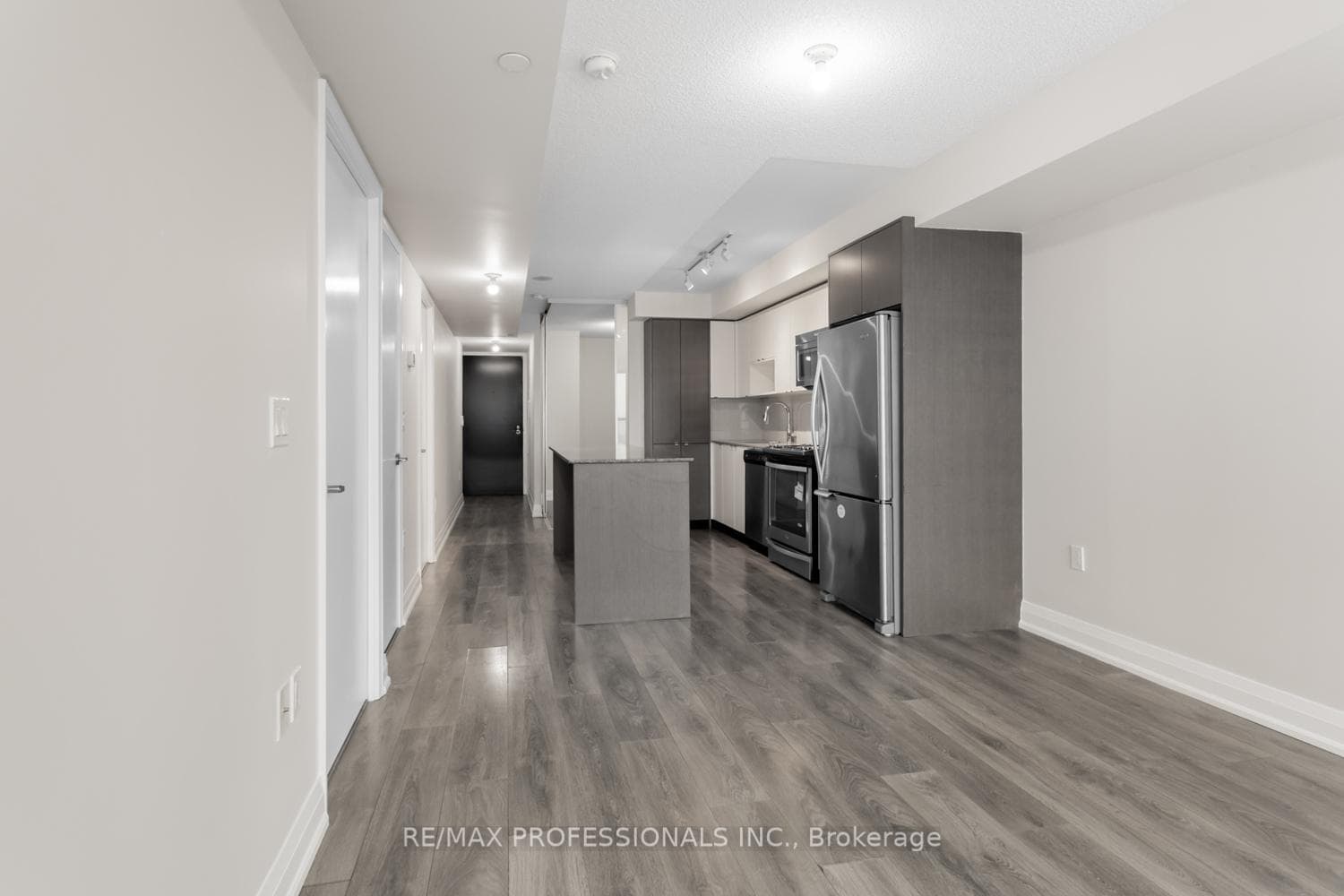 9 Valhalla Inn Road Unit 606 photo 12